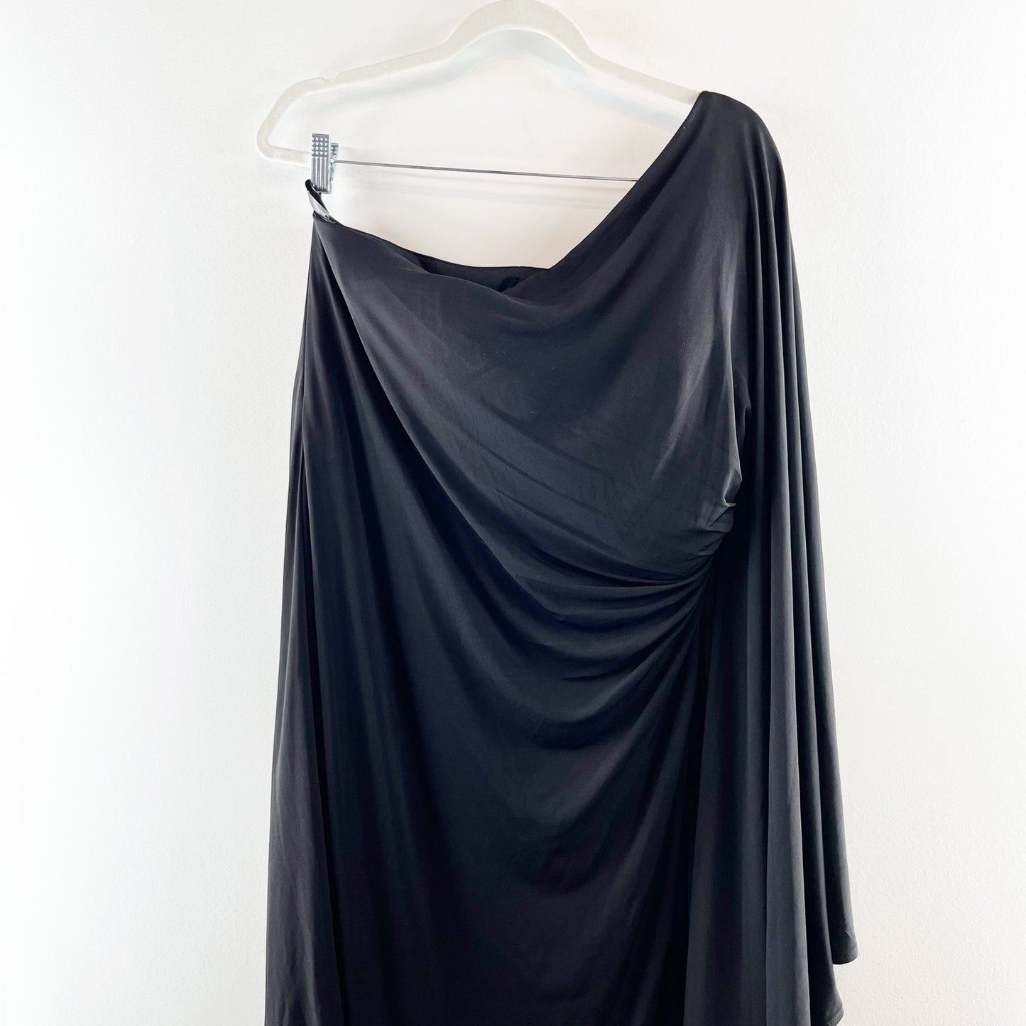 Ieena for MacDuggal One Shoulder Cape Sleeve Ruched Jersey Gown Dress Black L