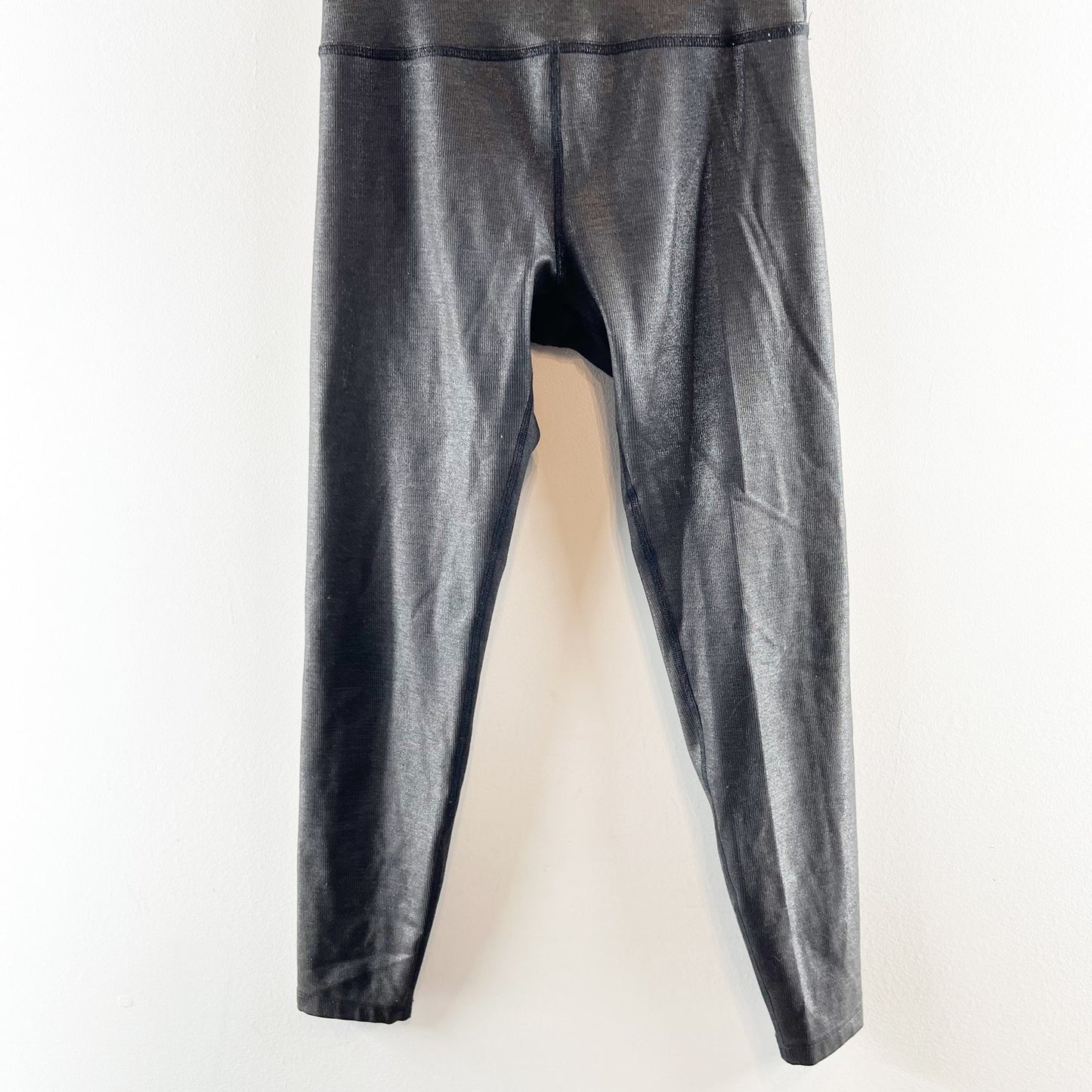 Beyond Yoga High Waisted Midi Leggings Foil Black Medium