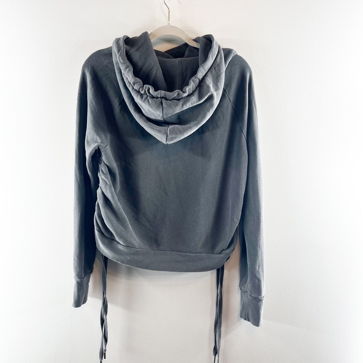 NSF Clarah 100% Cotton Cinch Side Long Sleeve Kangaroo Pocket Hoodie Gray M