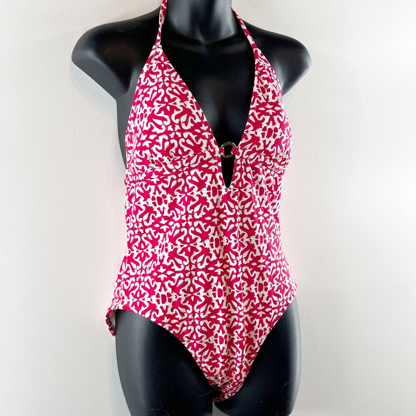 Vineyard Vines Open Back Halter One-Piece Swimsuit Tile Lighthouse Red Medium