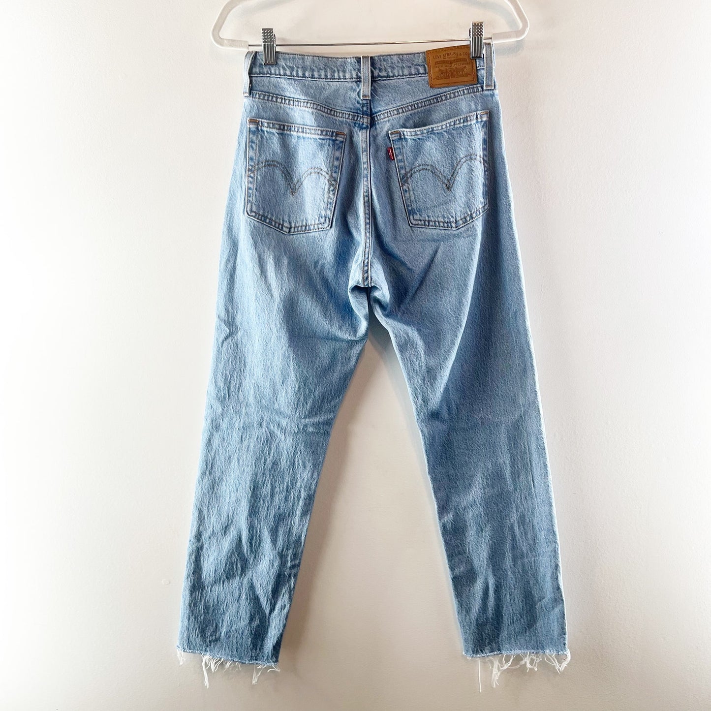 Levi's Wedgie Straight High Rise Ankle Jeans Raw Hem Light Wash Blue 27