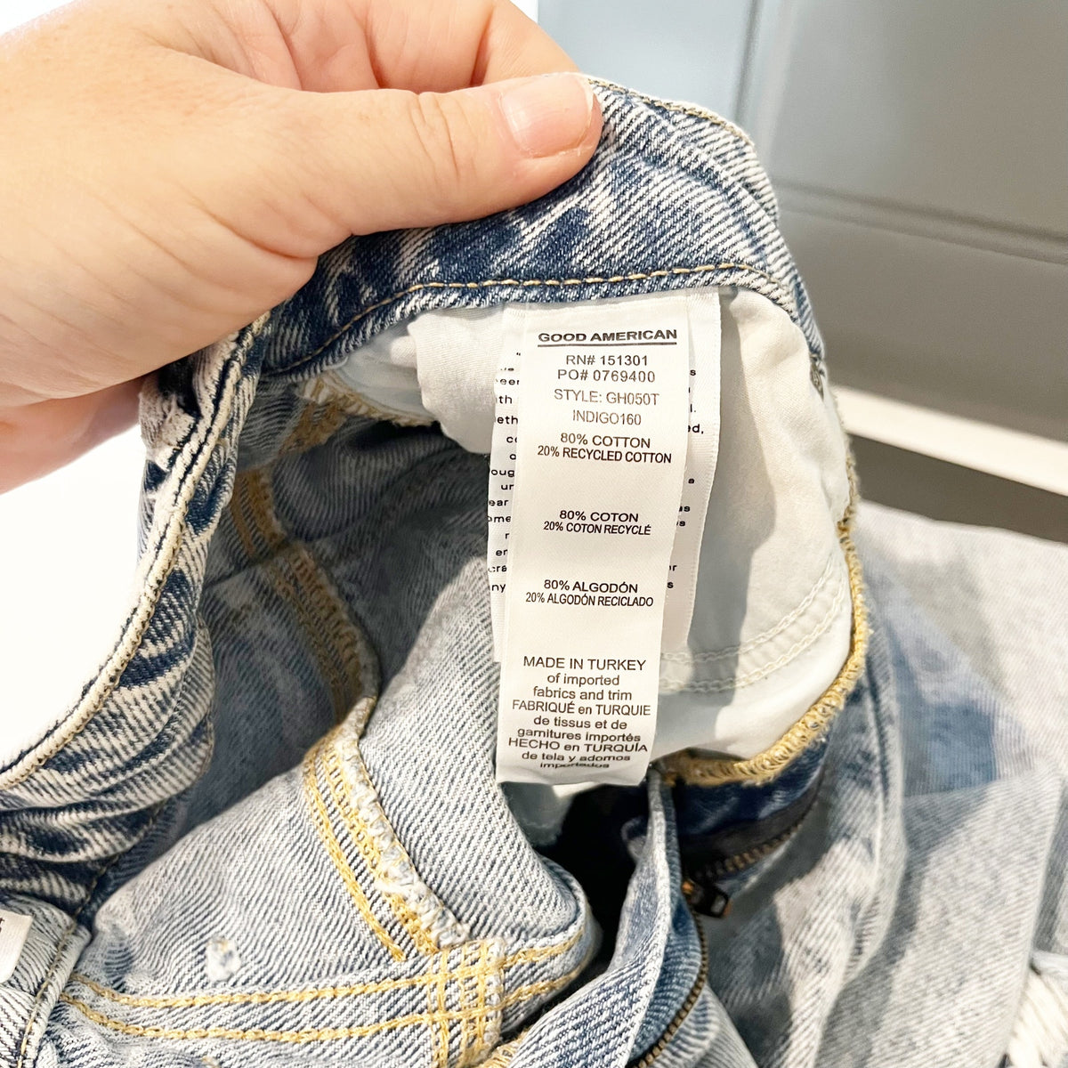 Good American Good Heritage Mid Rise Straight Leg Distressed Jeans Blue 00