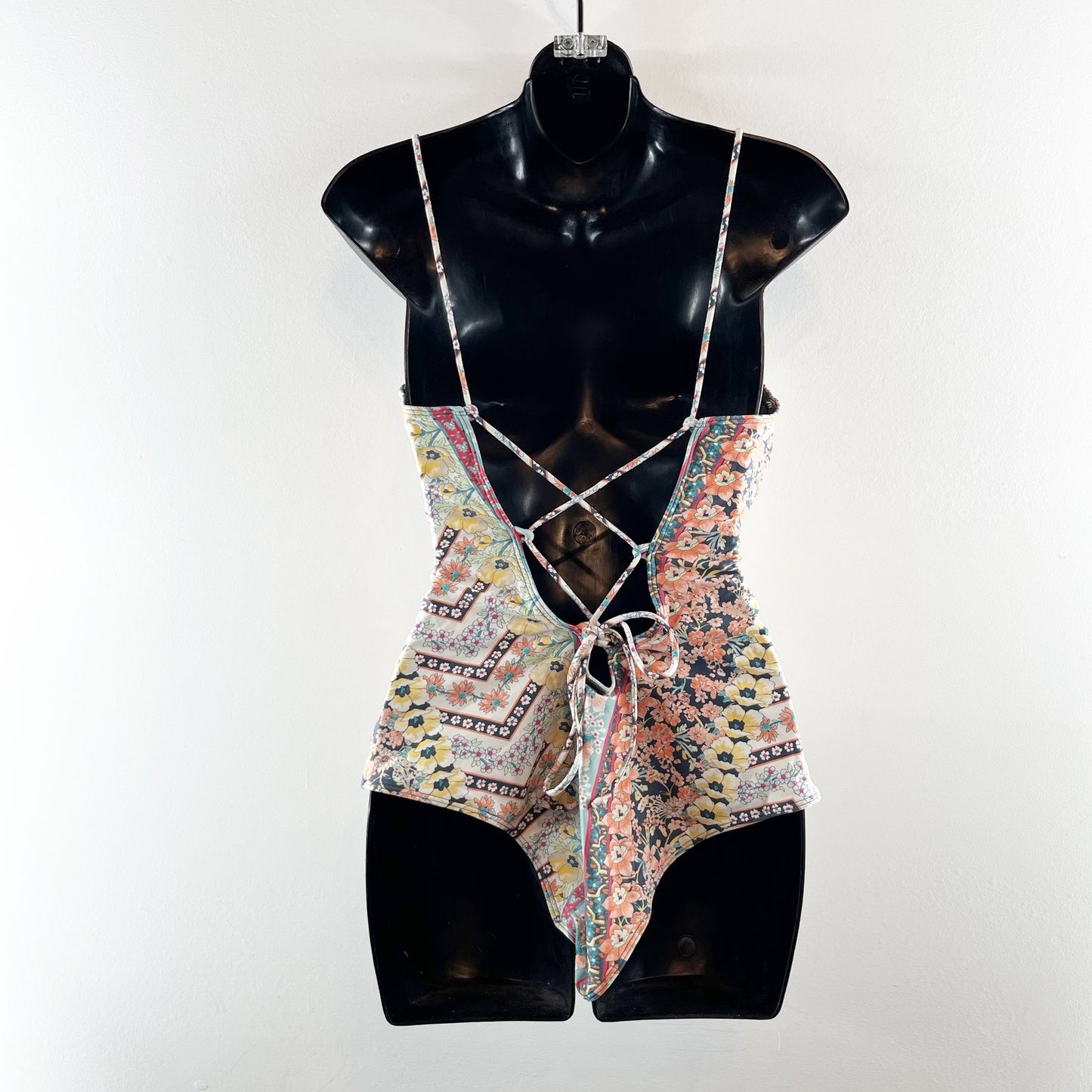 O'Neill Coco Sands Printed Tie Back One Piece Swimsuit Cream Large