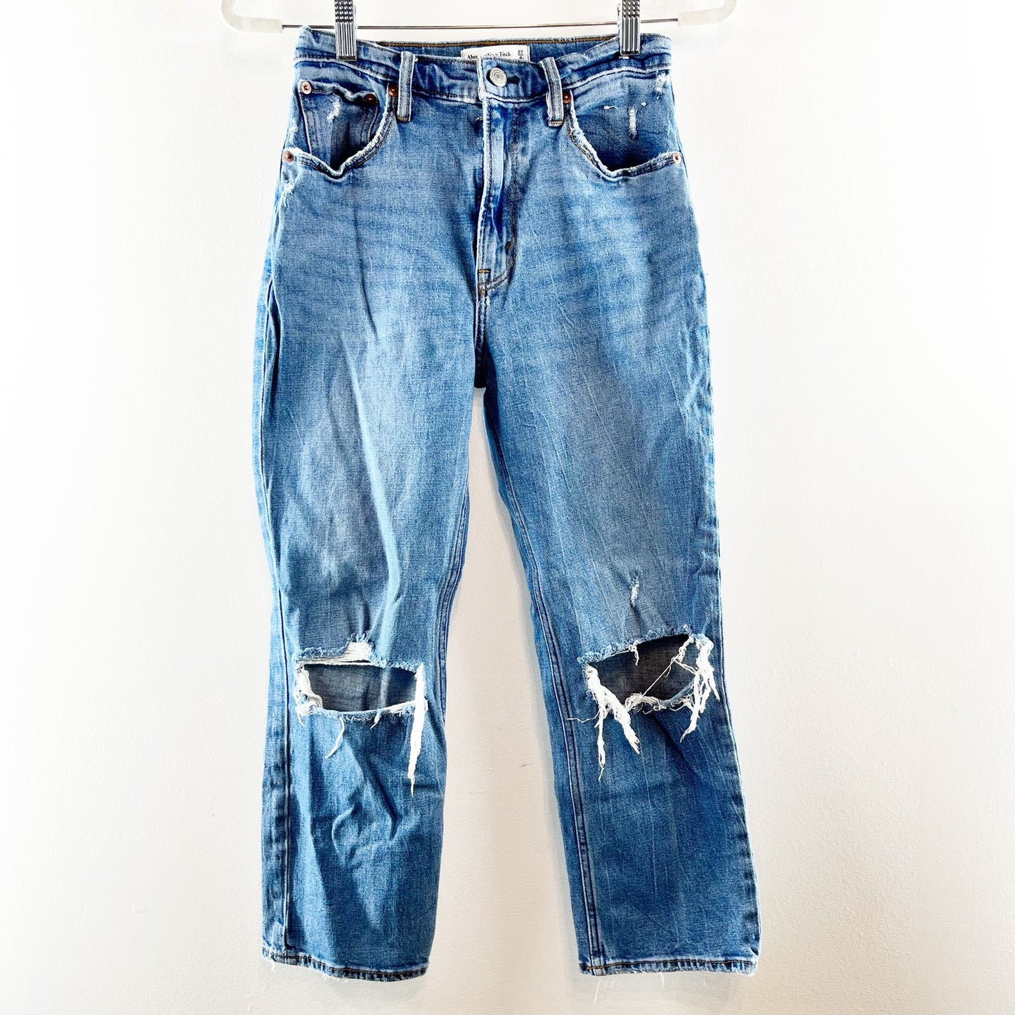 Abercrombie & Fitch The Ankle Straight Ultra High Rise Distressed Jeans 4 Short
