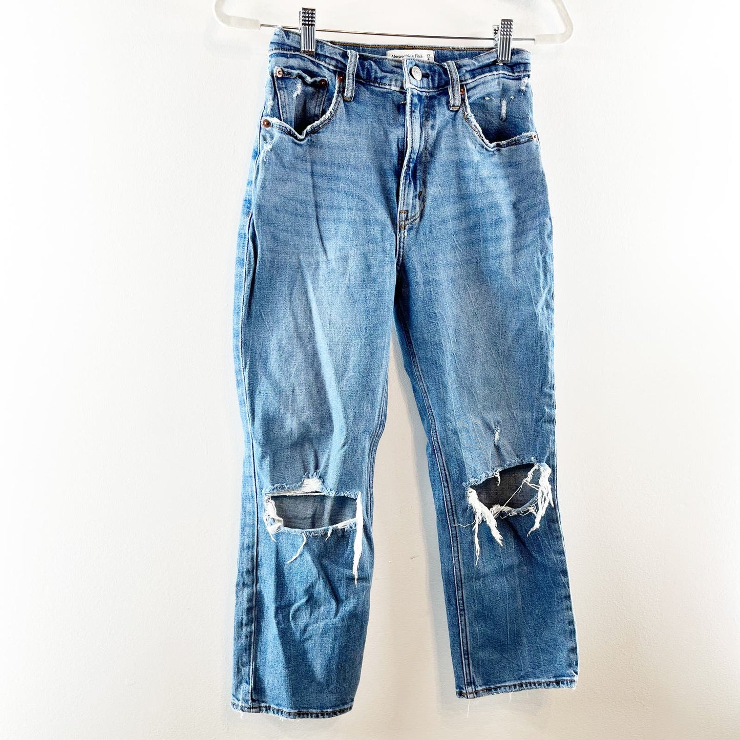 Abercrombie & Fitch The Ankle Straight Ultra High Rise Distressed Jeans 4 Short