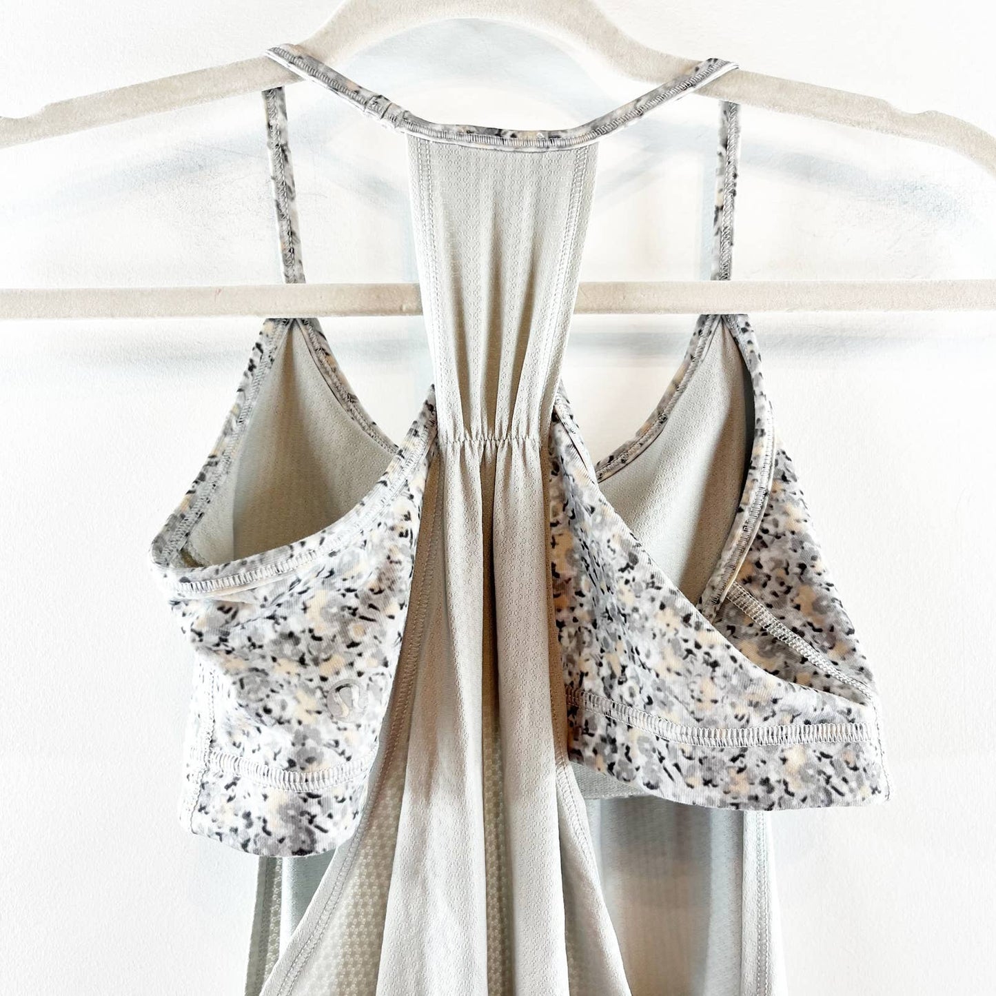 Lululemon Athletica No Limits Tank Silver Spoon Petite Fleur Silver Spoon 4