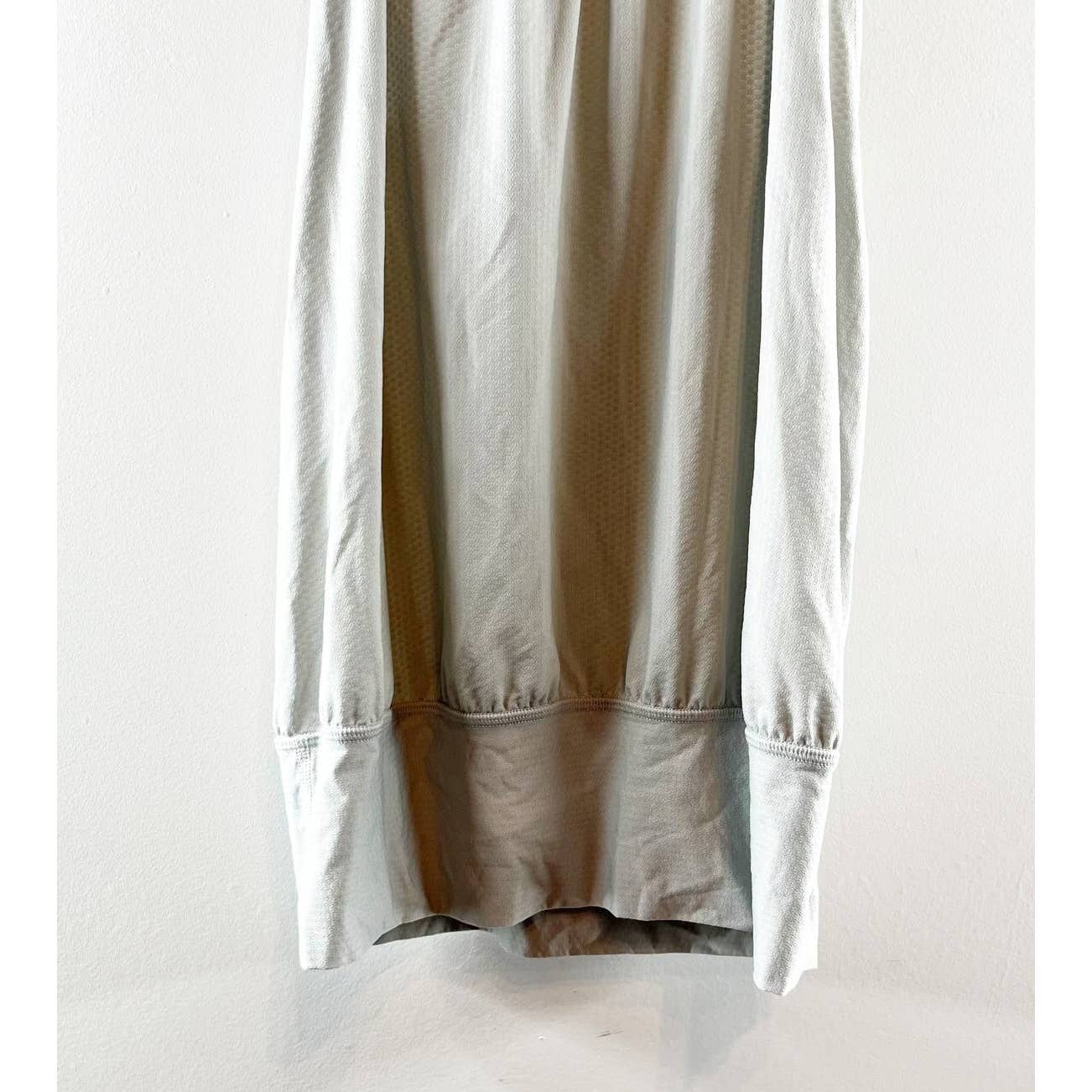 Lululemon Athletica No Limits Tank Silver Spoon Petite Fleur Silver Spoon 4