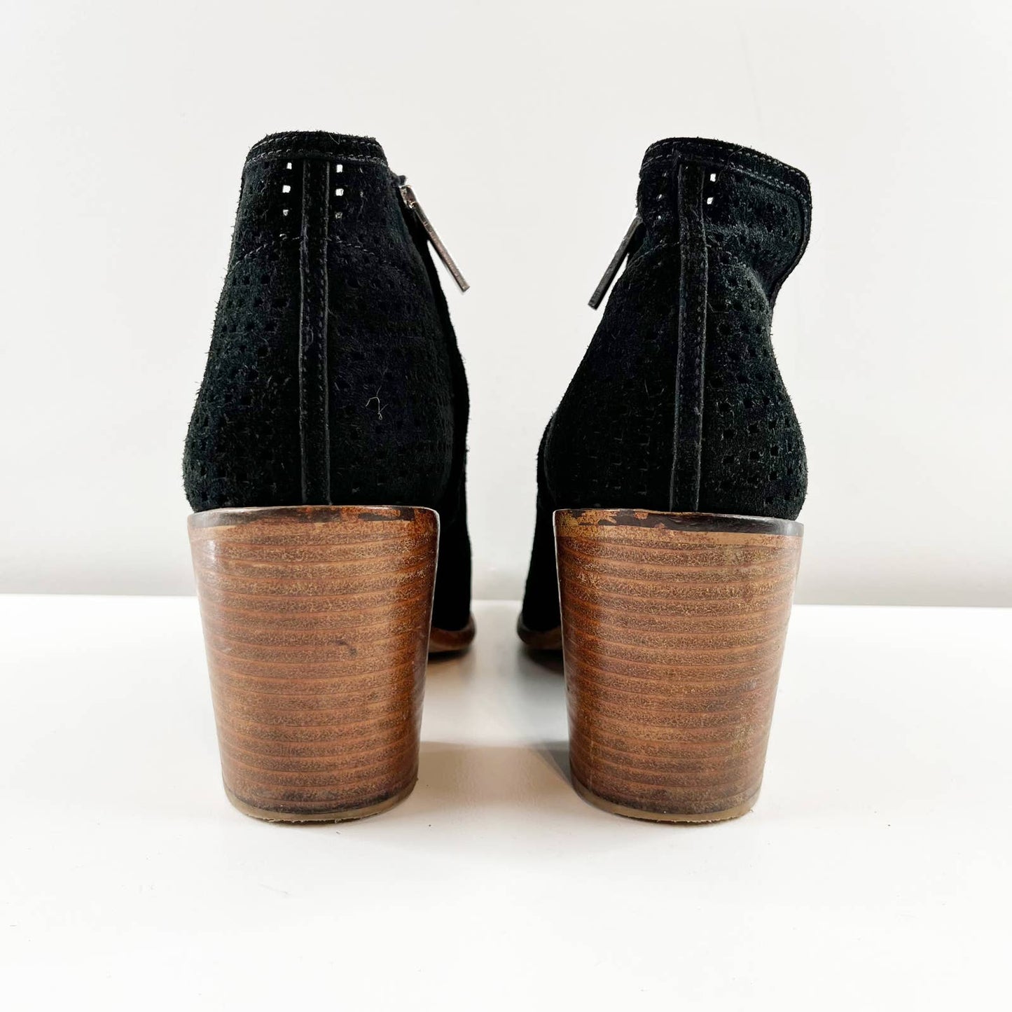 1. State Larocka Suede Side Zip Pointed Toe Block Heel Ankle Booties Black 10