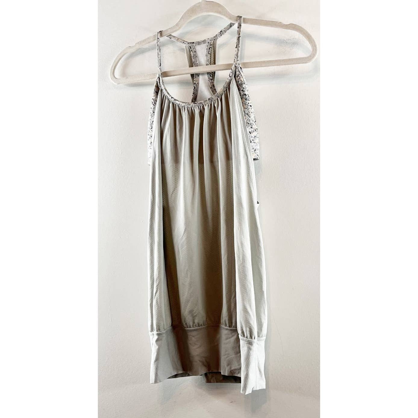 Lululemon Athletica No Limits Tank Silver Spoon Petite Fleur Silver Spoon 4