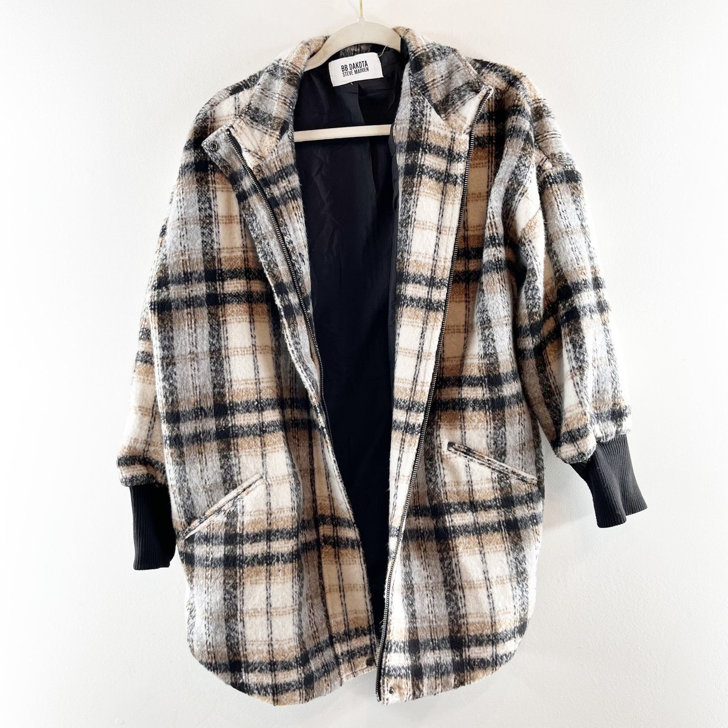 BB Dakota by Steve Madden Plaid Full Zip Times Coat Cream Black Small
