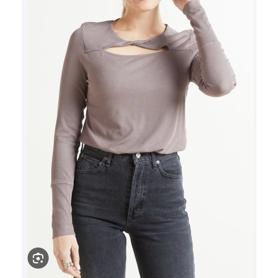 Allison Joy Chrissy Ribbed Twist Cutout Long Sleeve Tee Shirt Top Mocha XS