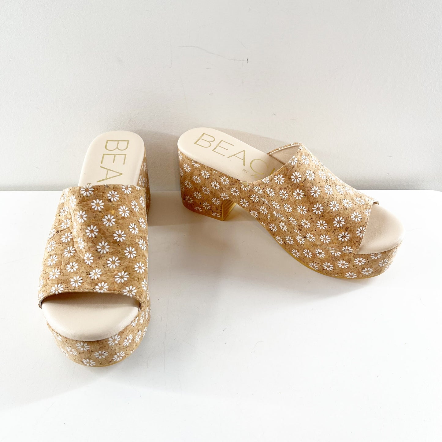 Beach by Matisse Terry Floral Slip On Block Heel Platform Sandals Beige Tan 9