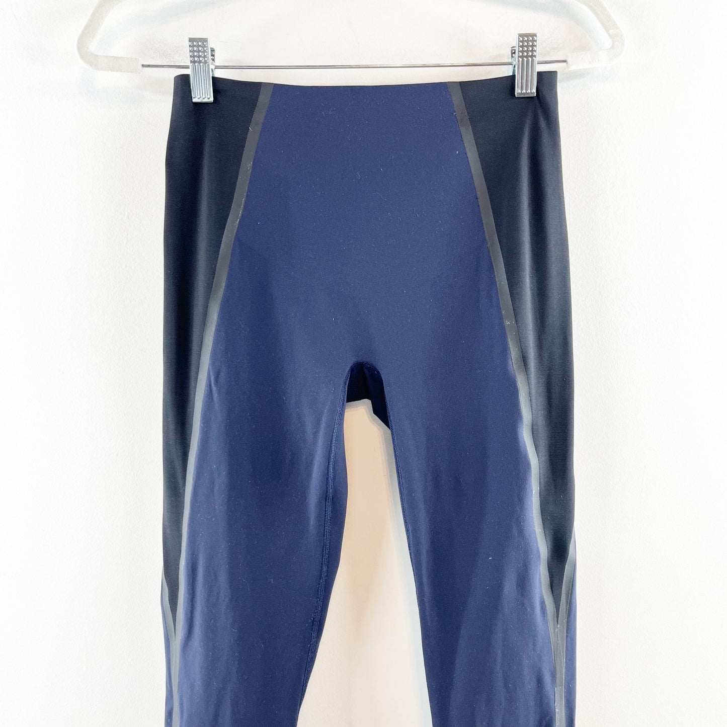 Spanx Exposed Mesh Contouring Colorblock Seamless Leggings Navy Blue Black Small