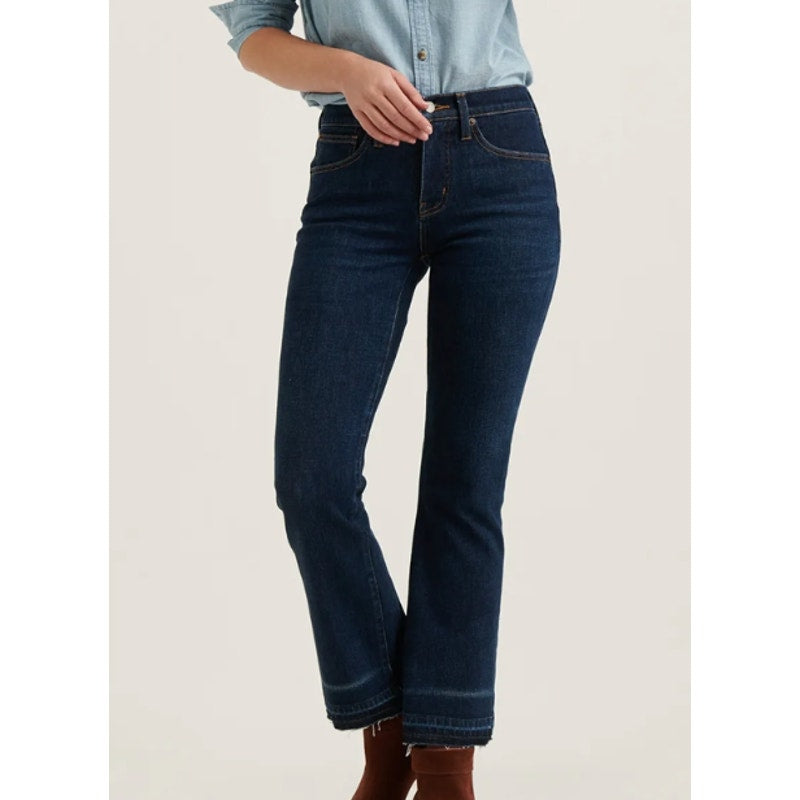 Lucky Brand Mid Rise Ava Crop Mini Boot Cut Dark Wash Jeans 2 / 26