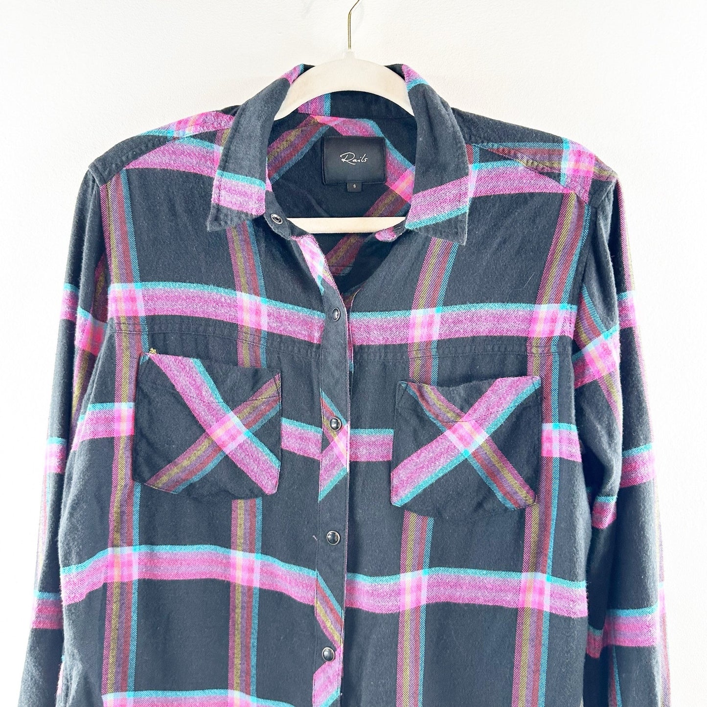 Rails Leo Long Sleeve Plaid Flannel Button Up Shirt Top Onyx Magenta Cayenne S