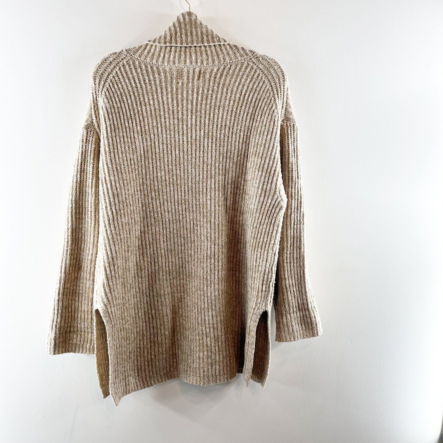 Urban Outfitters Tatum Long Sleeve Turtleneck Tunic Sweater Oatmeal Medium