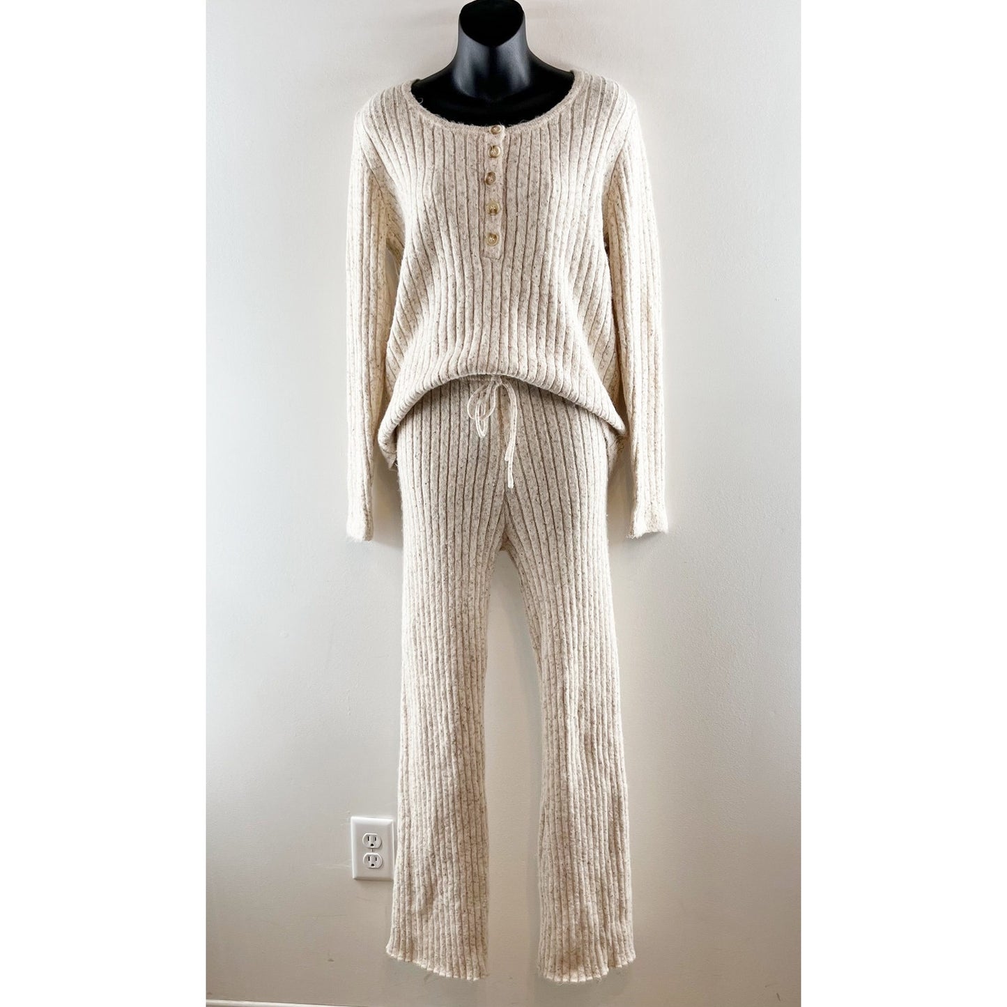 Heartloom Nikita Pant & Lilah Sweater Loungewear 2 Piece Set Oat Medium / Large