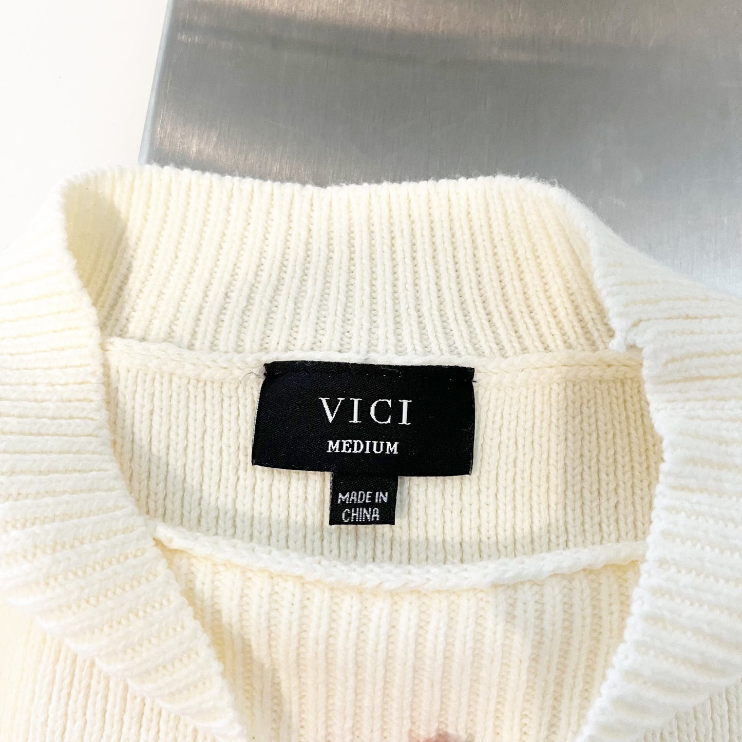 VICI Elouise Oversized Knit Crewneck Pullover Sweater Ivory Medium
