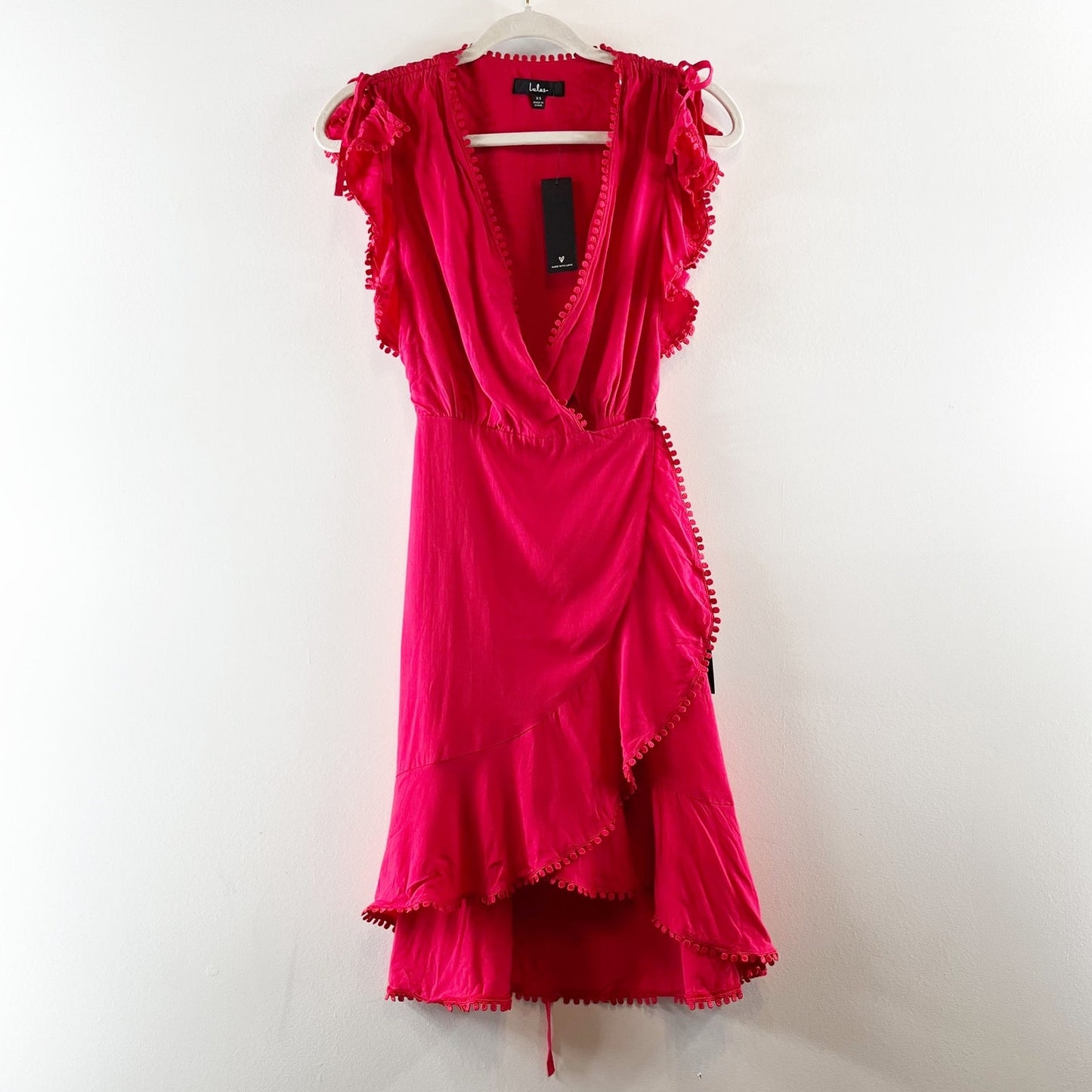 Lulus Sleeveless Ruffle Trim Tie Shoulder Surplice V-Neck Wrap Mini Dress Red XS