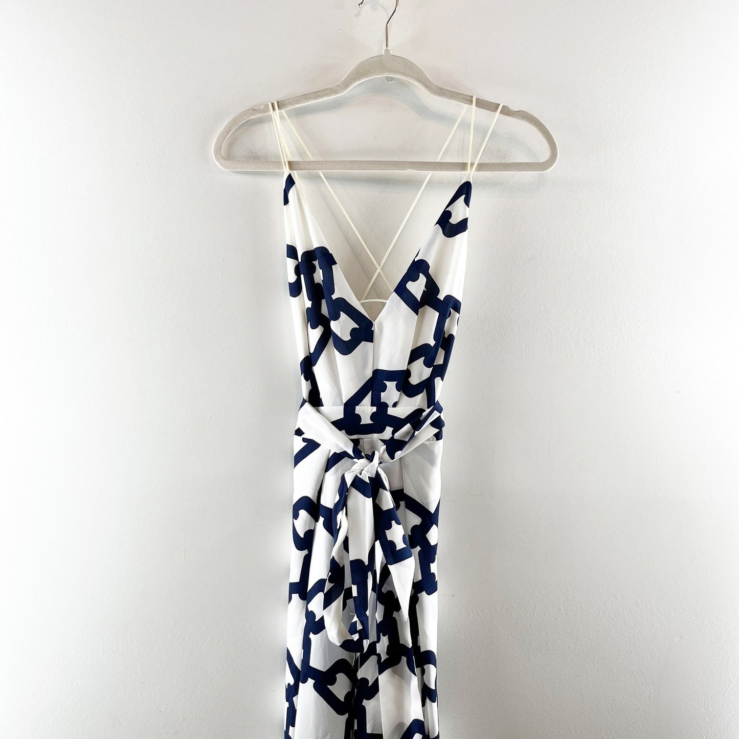 Luxxel Printed V Neck Strappy Back Belted Wide Leg with Slit Jumpsuit White Med