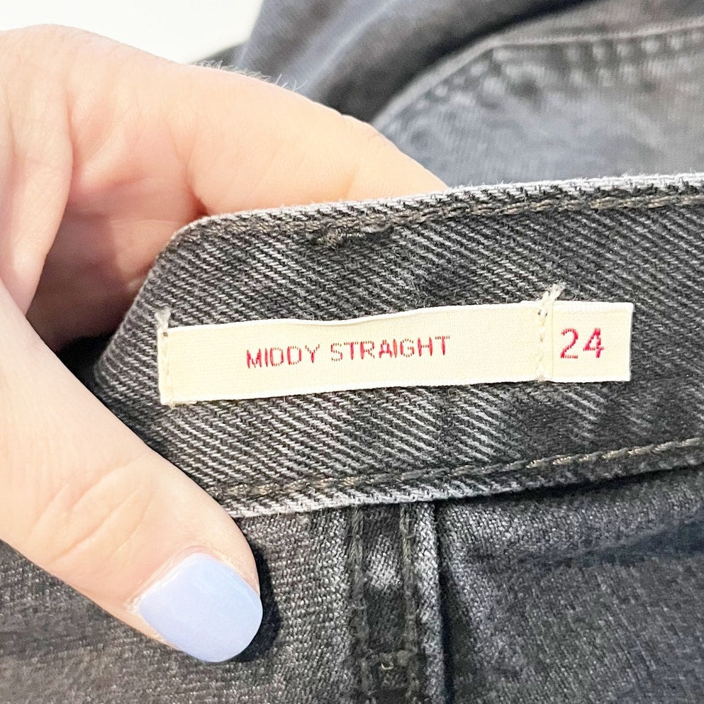 Levis Mid Rise Middy Straight Leg Jeans Black 24