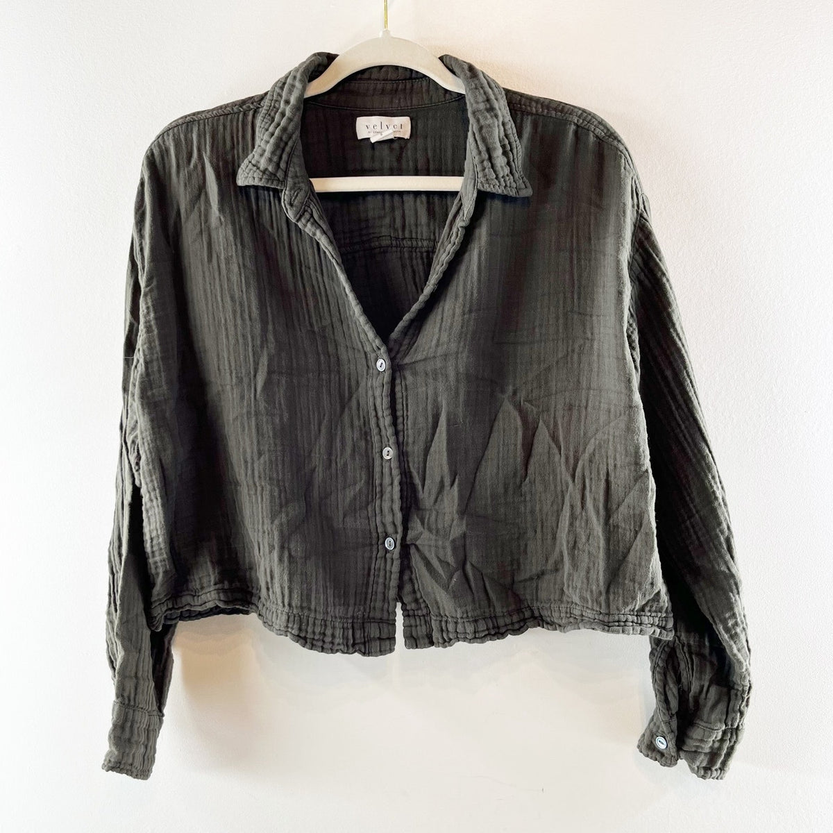 Velvet by Graham & Spencer Long Sleeve Crop Button-Down Shirt Dark Green Small