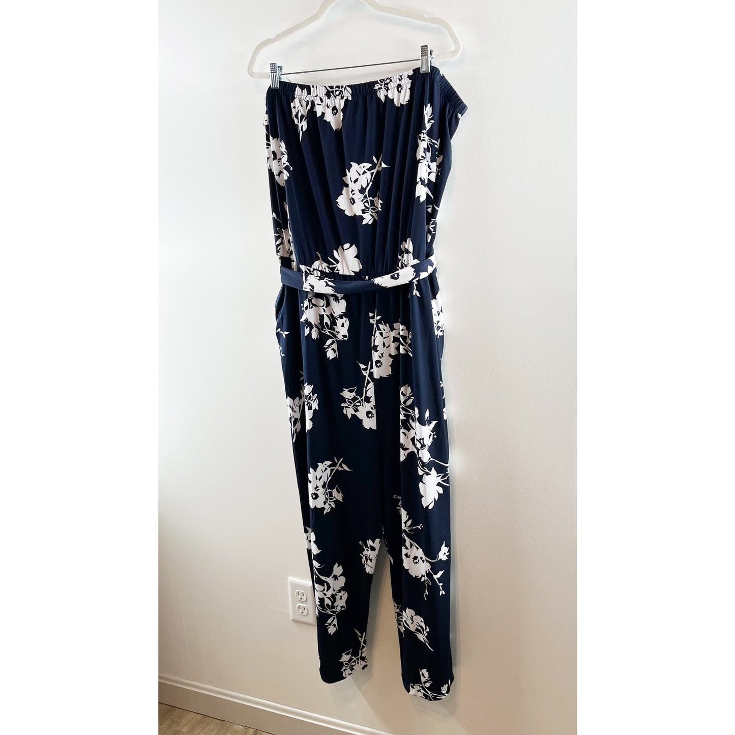 Lane Bryant Strapless Wide Leg Floral Belted Stretch Jumpsuit Navy Blue 26/28