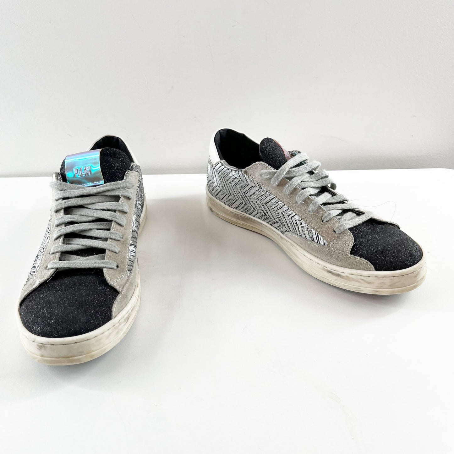 P448 John Chevron Lace Up Skateboarding Shoes Sneakers White Gray 7