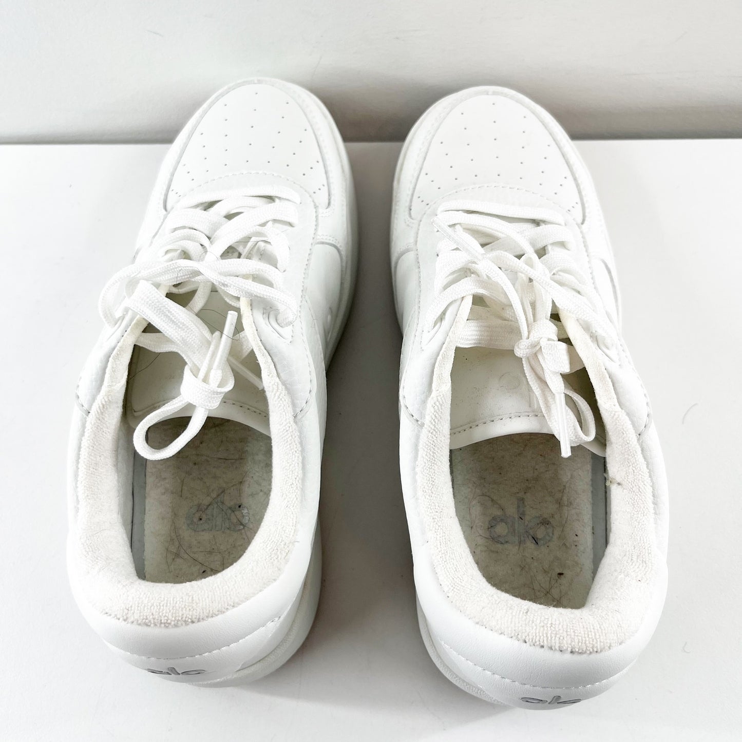 Alo Recovery Mode Casual Cushioned Lace Up Shoes Sneakers Natural White Gum 7