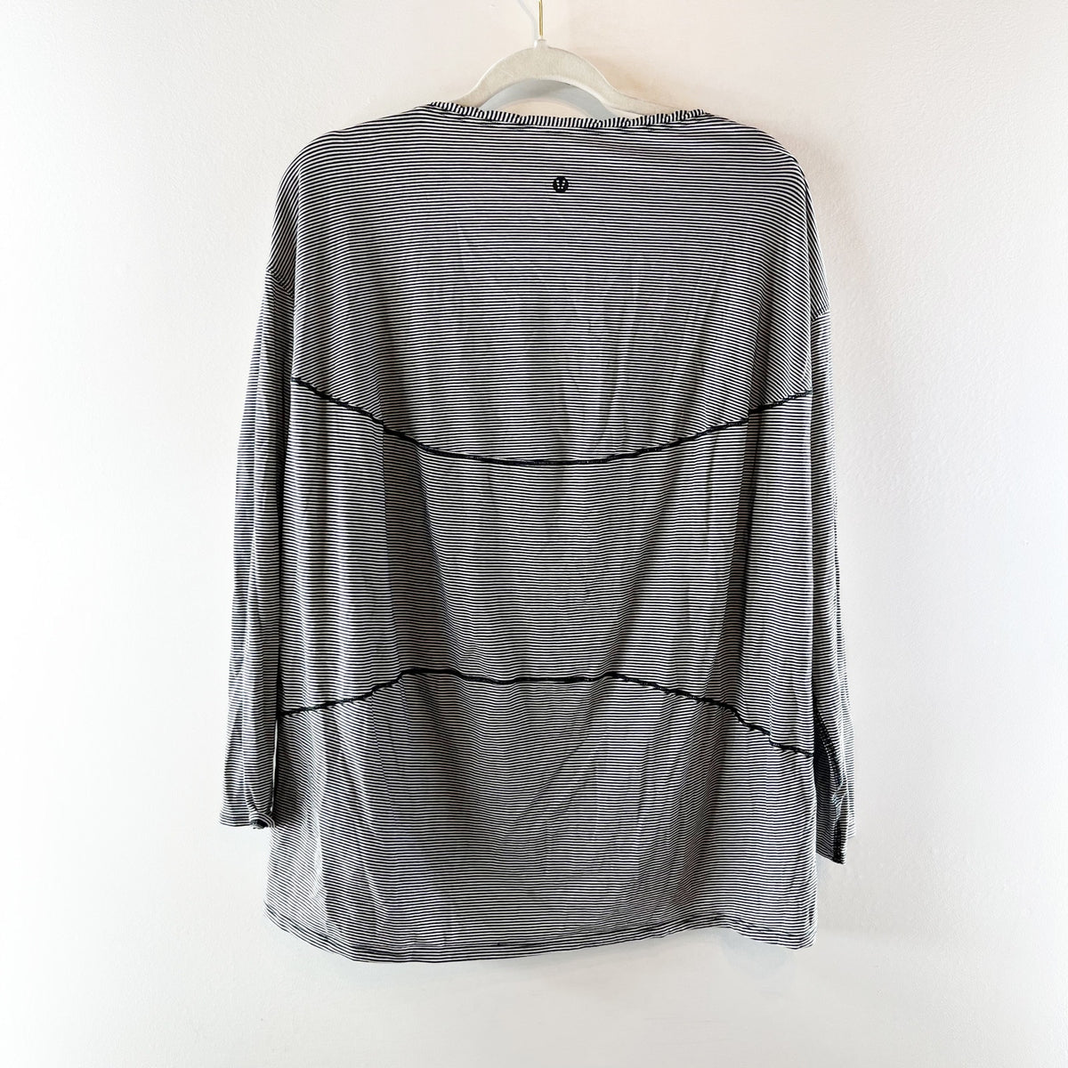 Lululemon Back In Action Long Sleeve Tee Shirt Tonka Stripe Black White Large