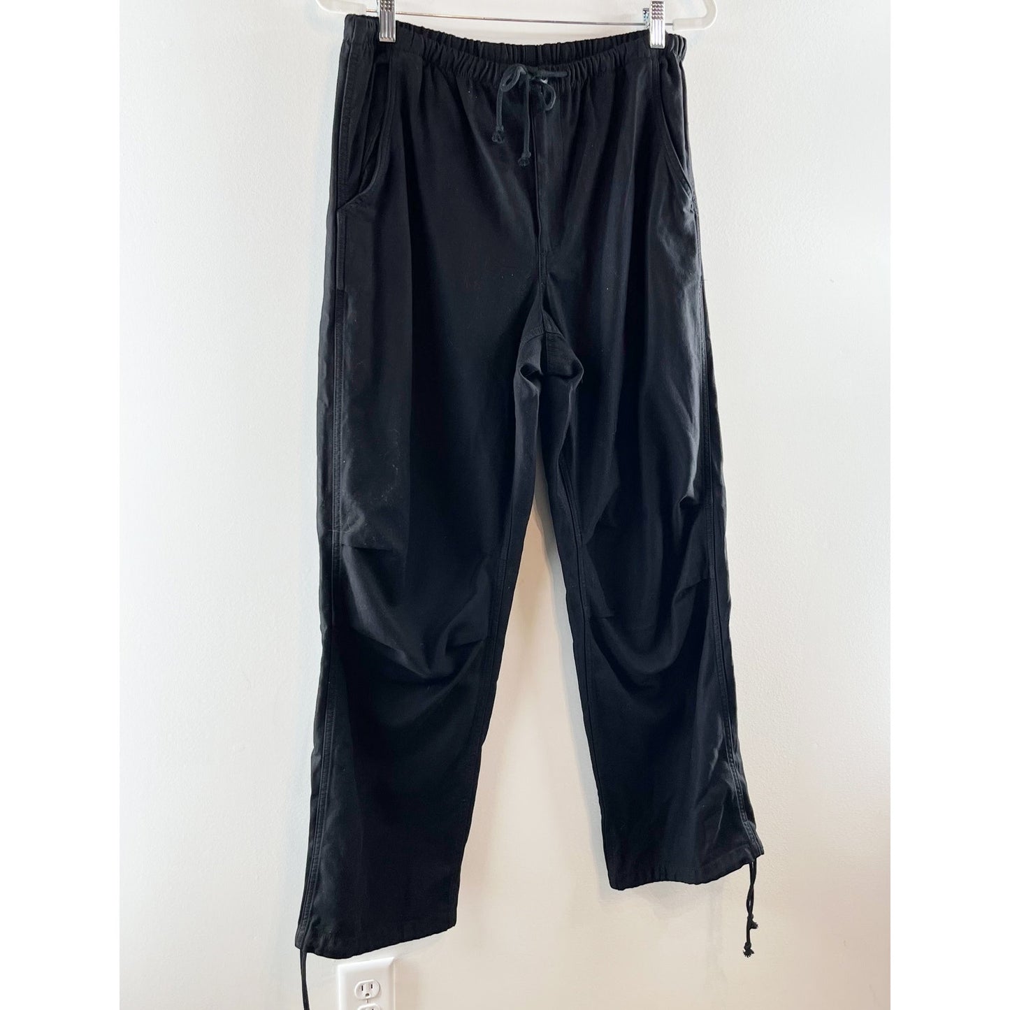 TNA Aritzia Cotton Supply High Rise Relaxed Cargo Pants Black Large