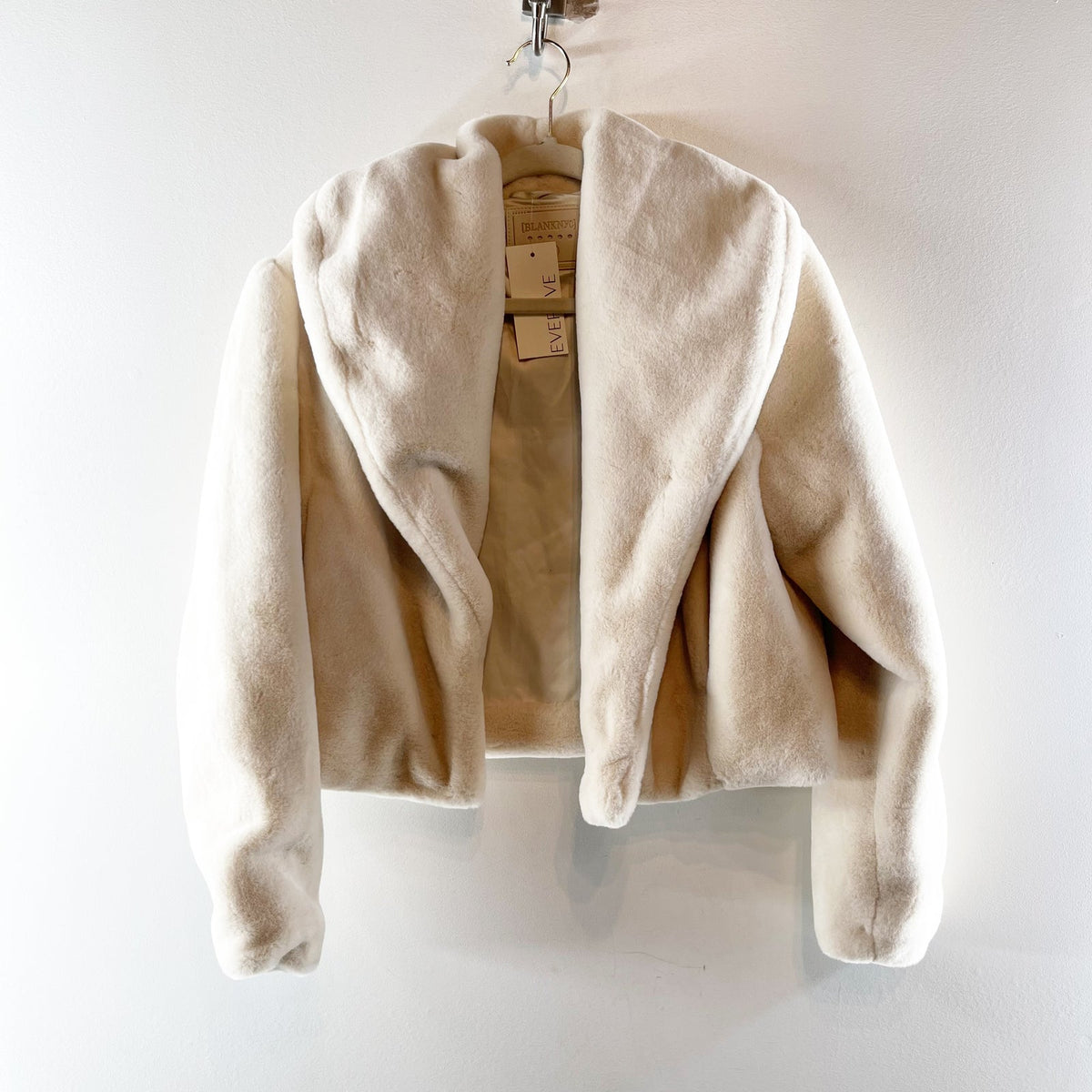 Blank NYC Snow Queen Cropped Faux Fur Jacket Cream Ivory Small
