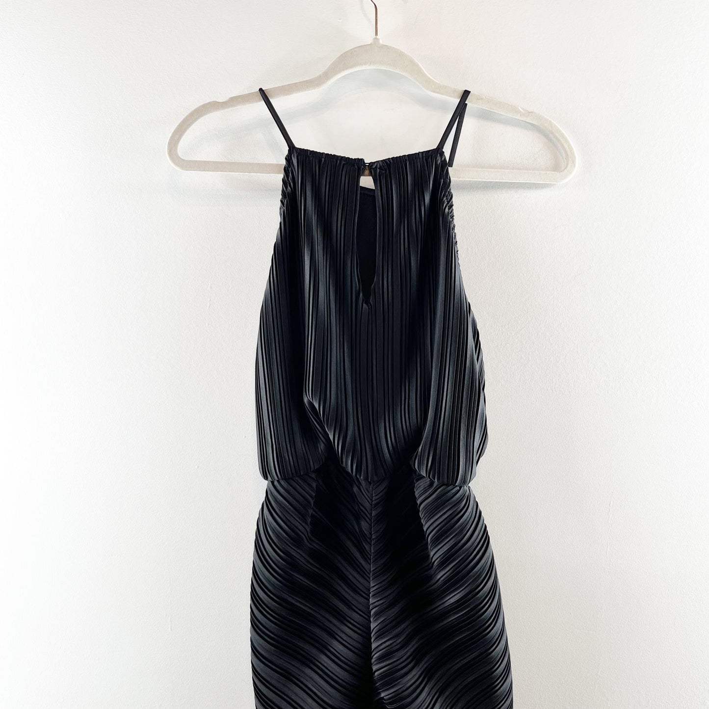 Mable Yanni Ruched Pleated Midi Dress Slit Front Sleeveless Slim Black Medium