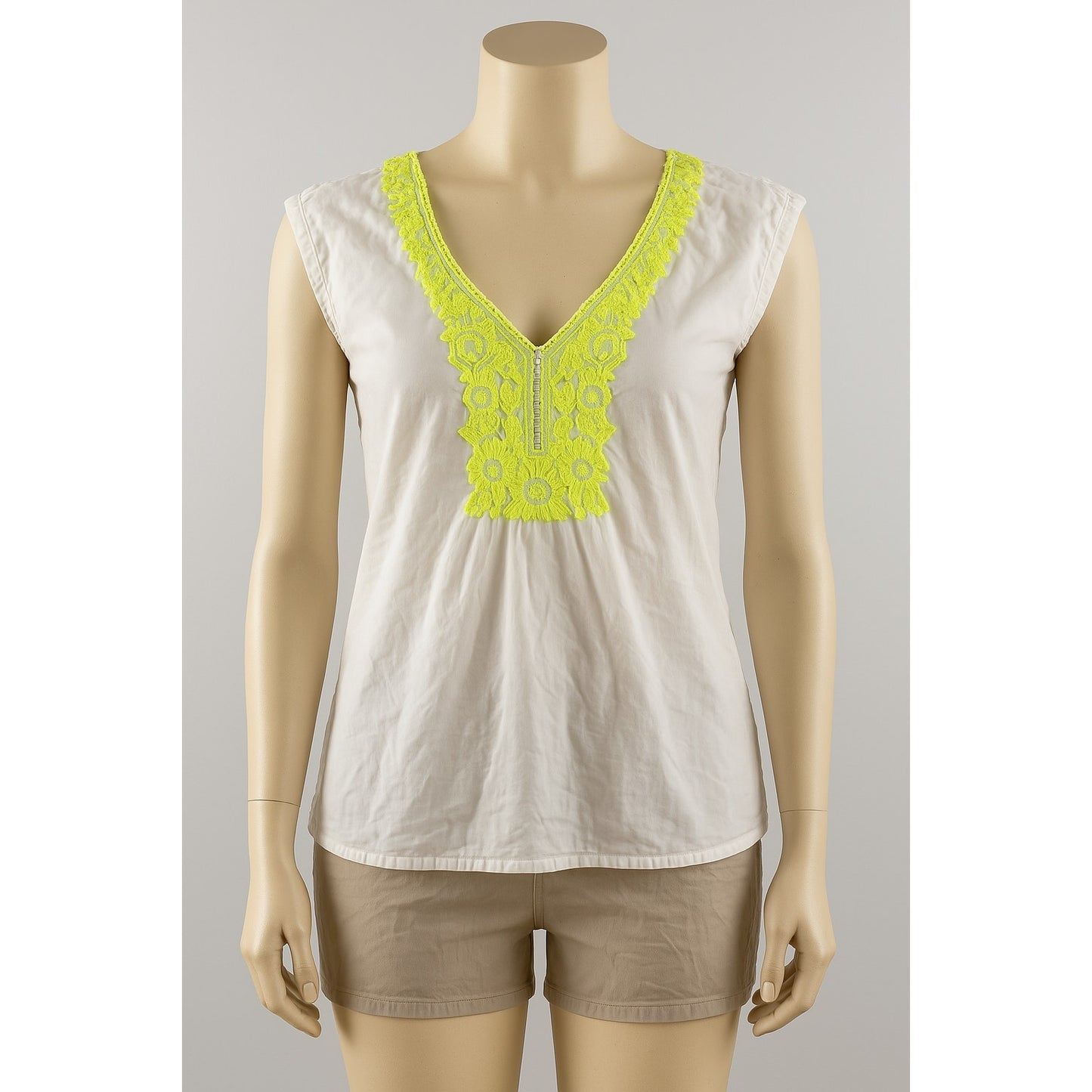 Roberta Roller Rabbit 100% Cotton Embroidered V-Neck Blouse White Green Medium