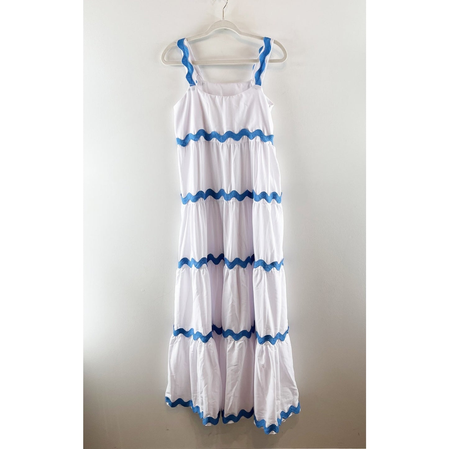 Rosa Clothing Simole Ripple Striped Sleeveless Maxi Sundress White Blue Medium