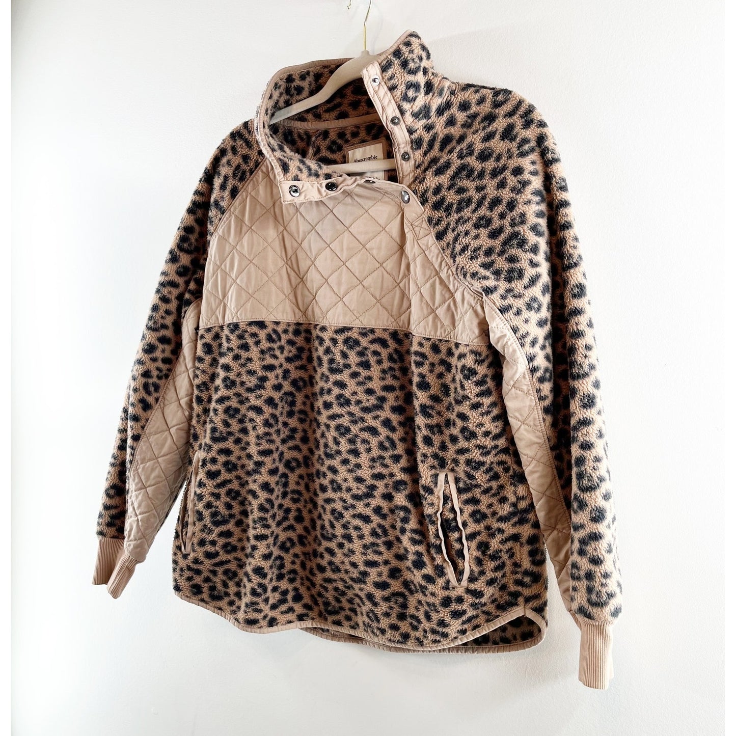 Abercrombie & Fitch Asymmetrical Snap-Up Leopard Print Fleece Sweater Brown L