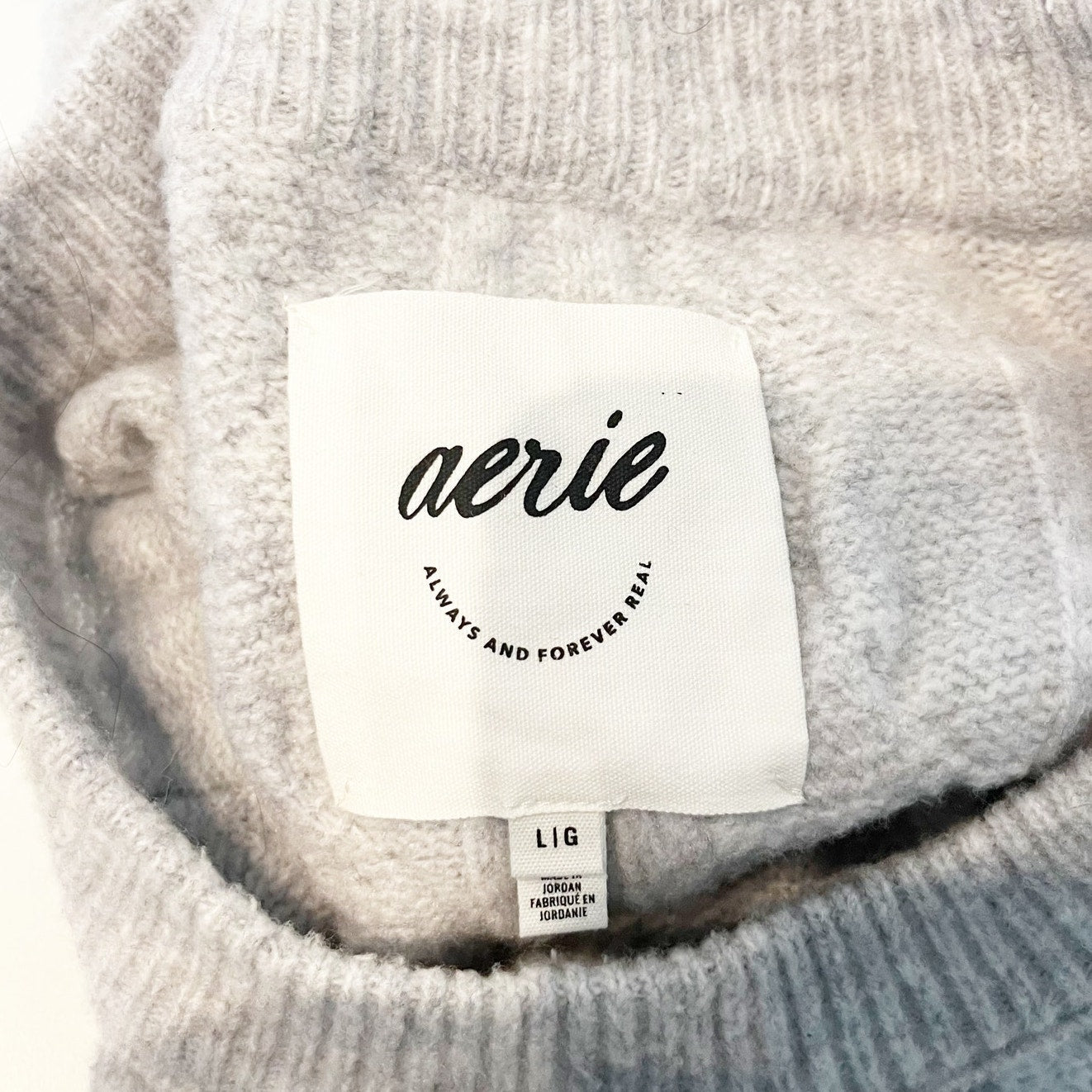 Aerie unReal Crewneck Long Sleeve Cable Pearl Detail Sweater Gray Large