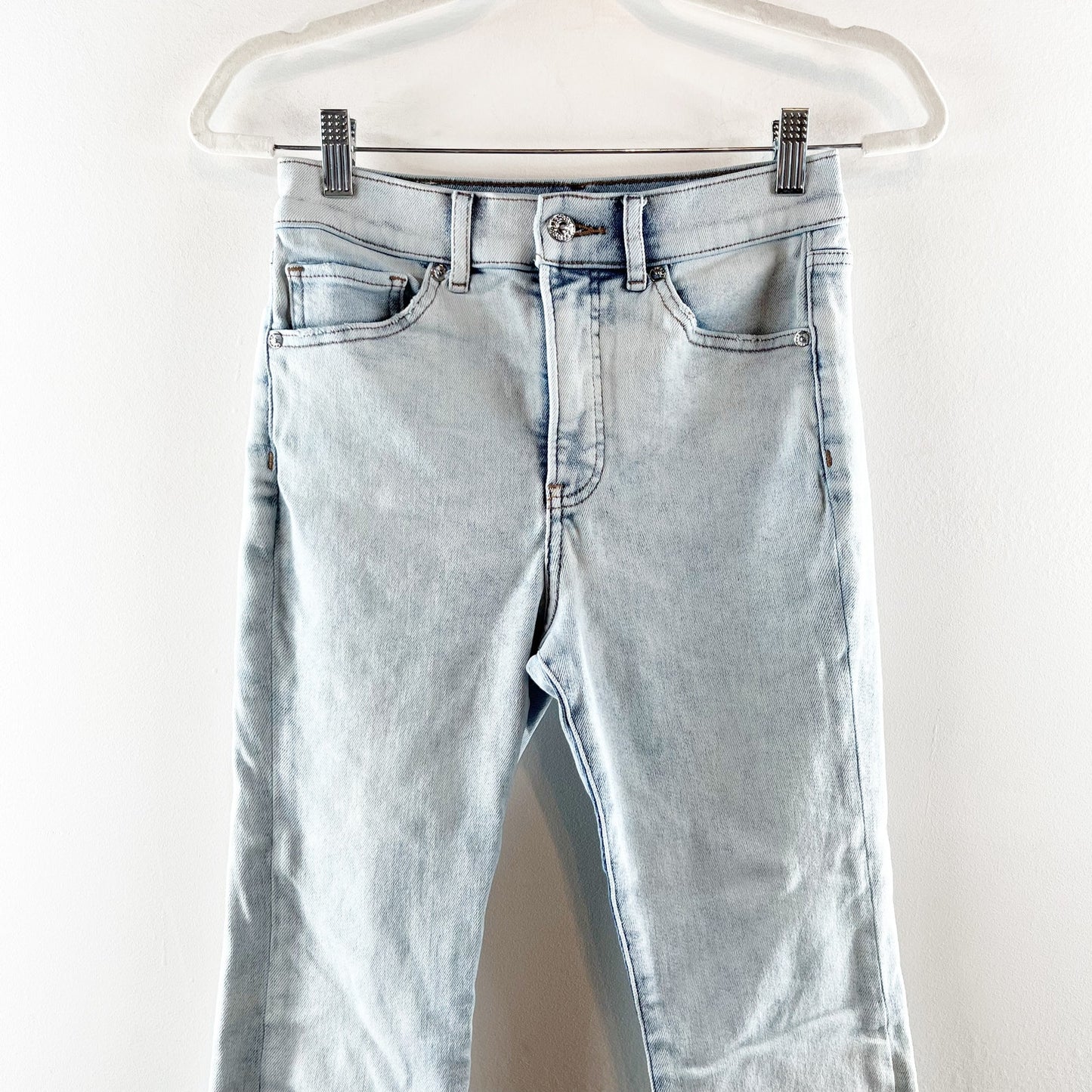 Express High Rise Cropped Flare Raw Hem Light Wash Jeans Blue 4