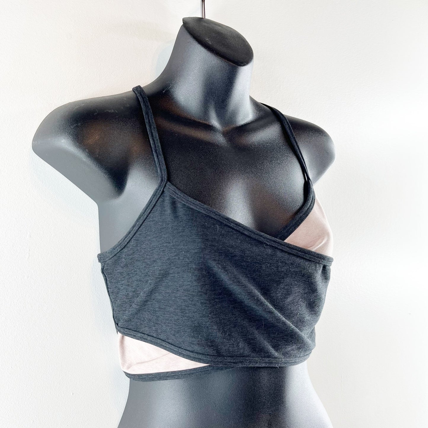 Beyond Yoga Spacedye Blocked At Your Leisure Colorblock Crossover Bra Gray Large