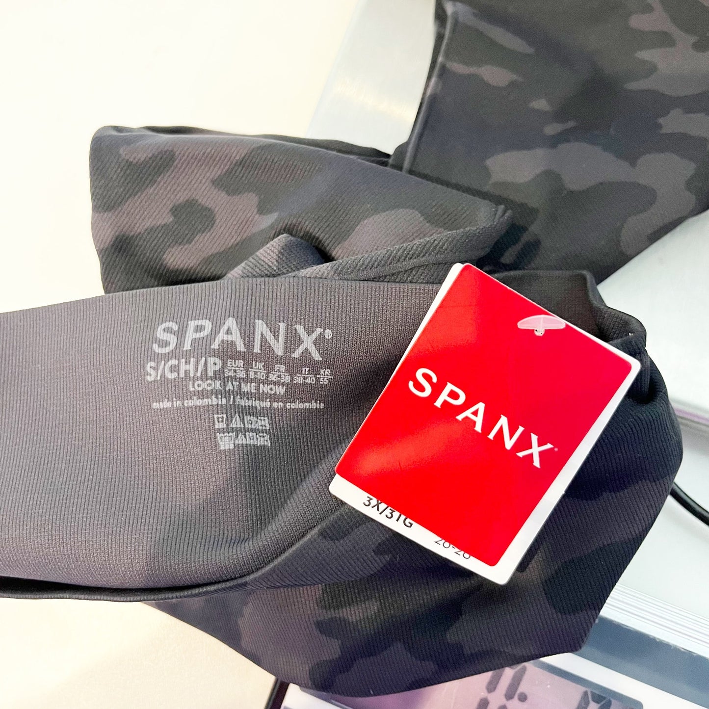 SPANX High Rise Seamless Look At Me Now Camo Leggings Gray Small