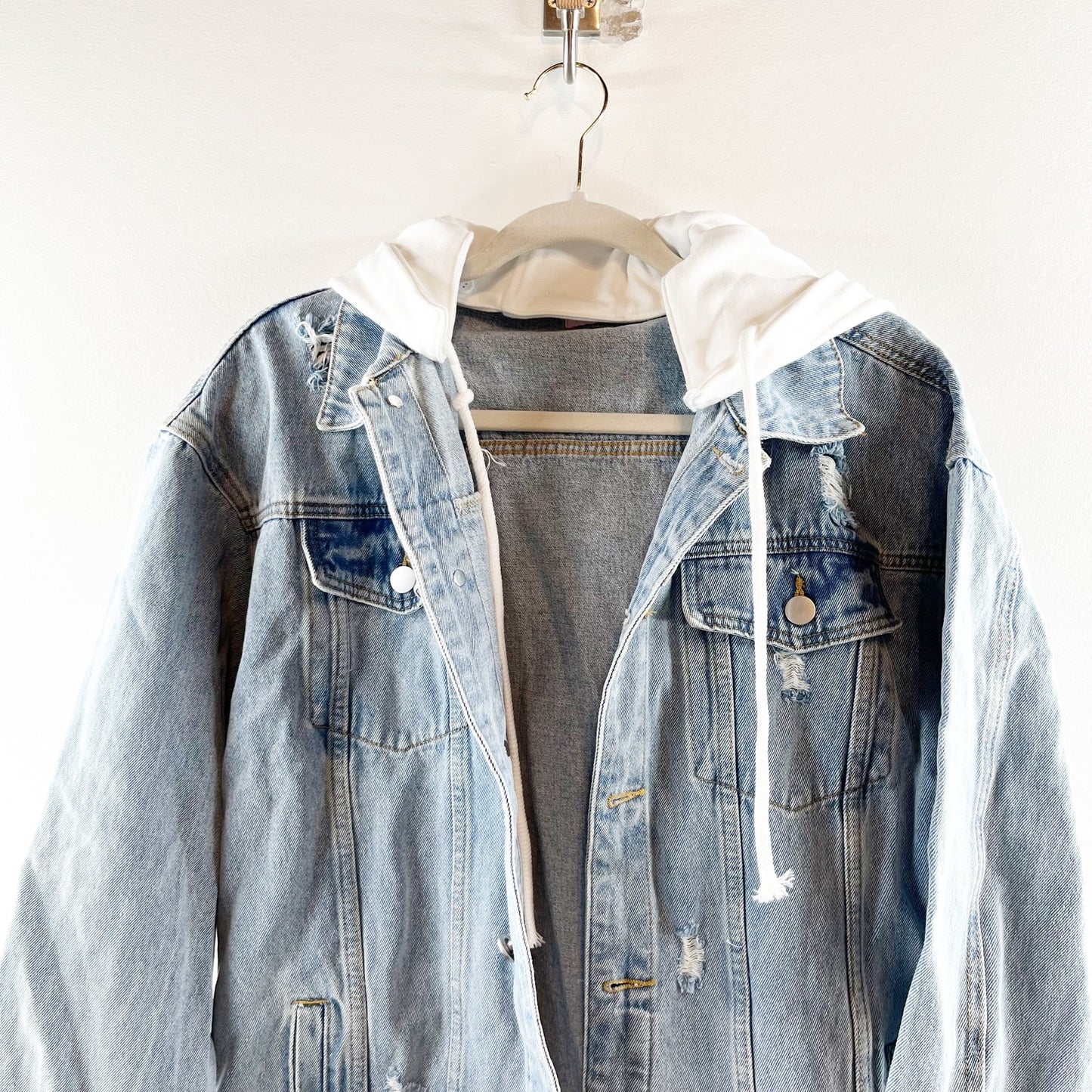 Pink Lily Oversized Denim Jean Trucker Jacket with Removable Hood Blue Small