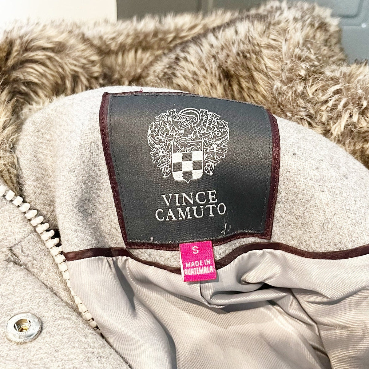 Vince Camuto Wool Blend Long Sleeve Full Zip Fur Trim Hood Pea Coat Small Gray