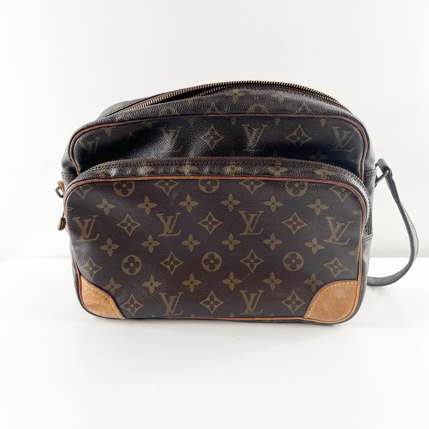 Louis Vuitton Vintage Nile Crossbody Messenger Bag & Matching Card Holder Brown
