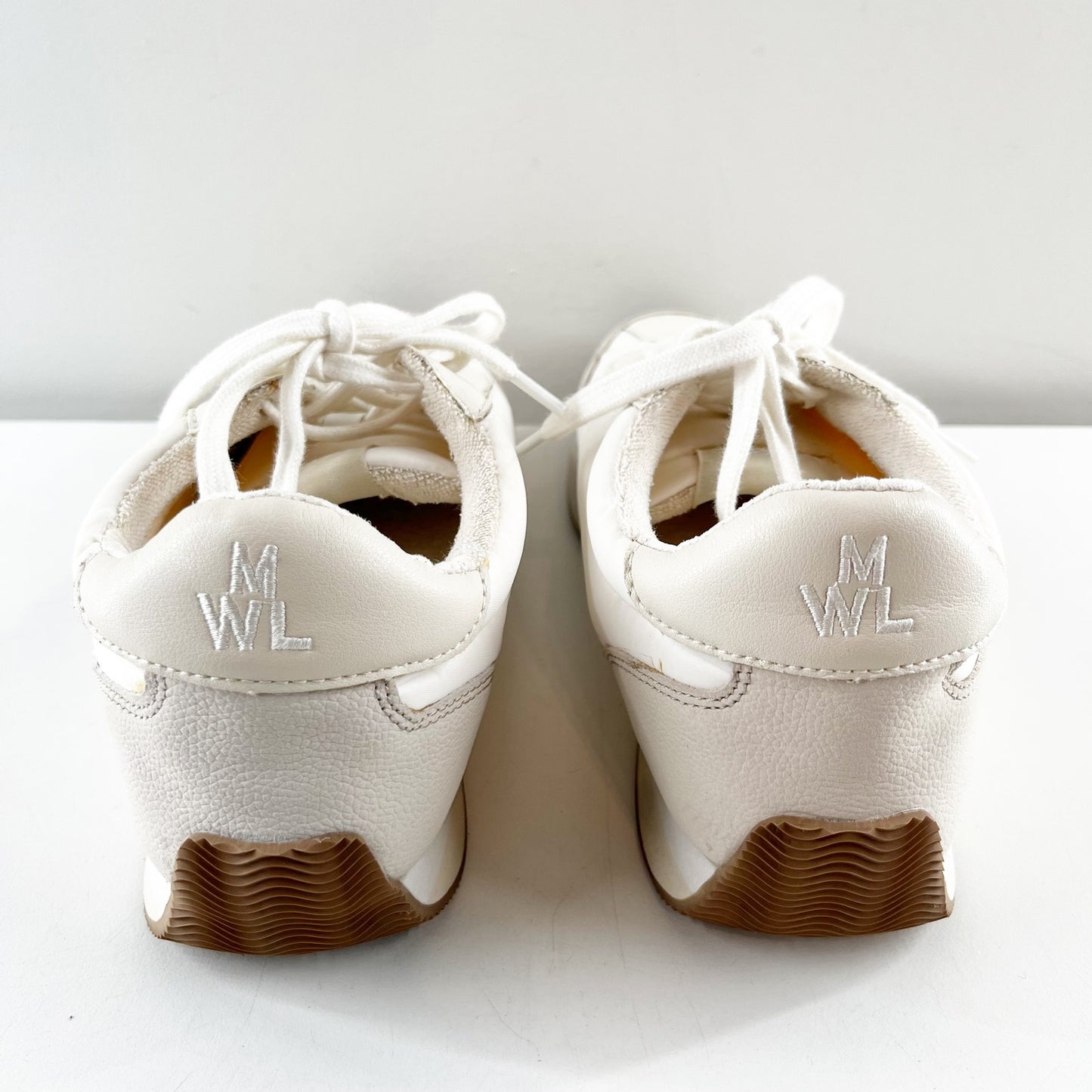 Madewell League Trainer Sneakers in Washed Nubuck Cream 7.5