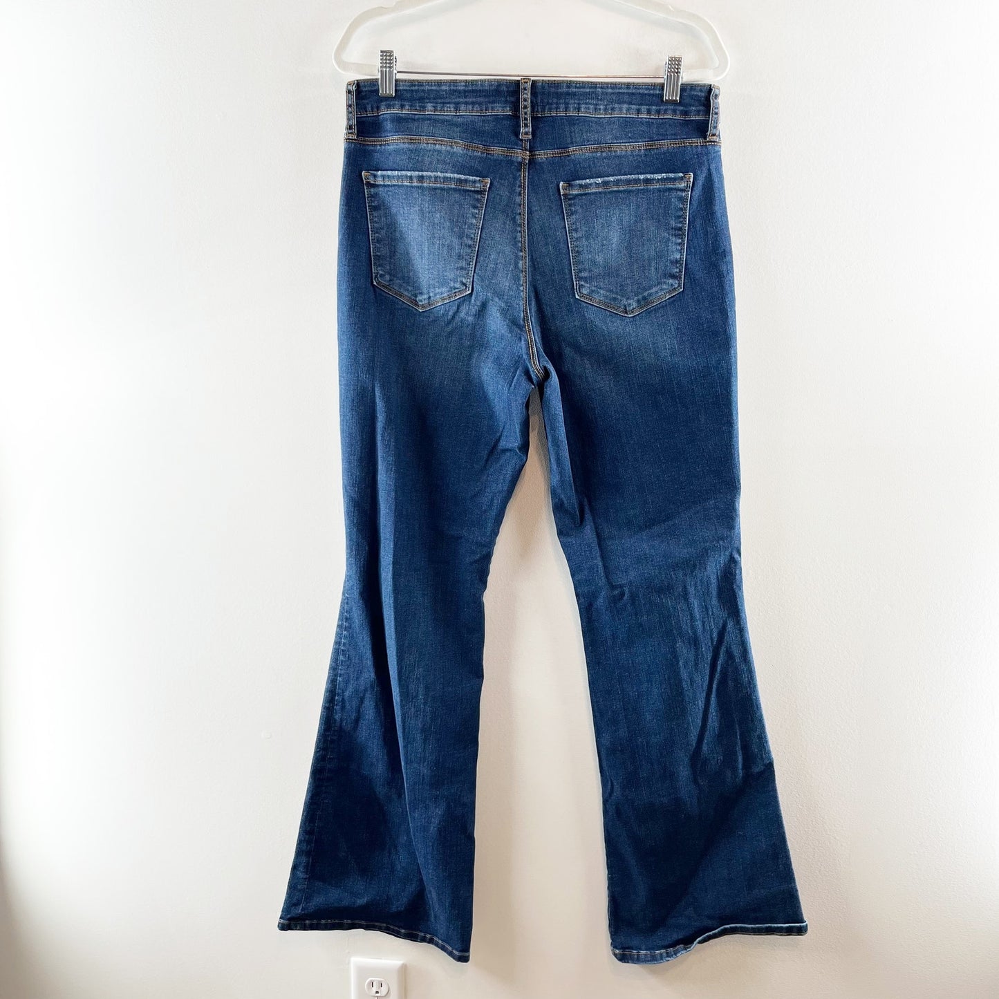 Kut From The Kloth Ana High Rise Fab Ab Flare Dark Wash Jeans Blue 12