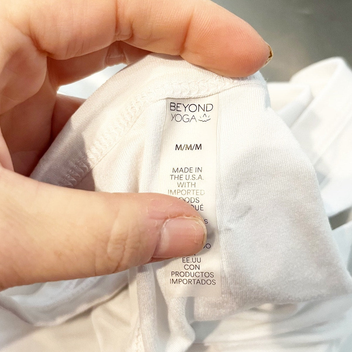 Beyond Yoga Featherweight Keep it Moving Tank Top White Medium
