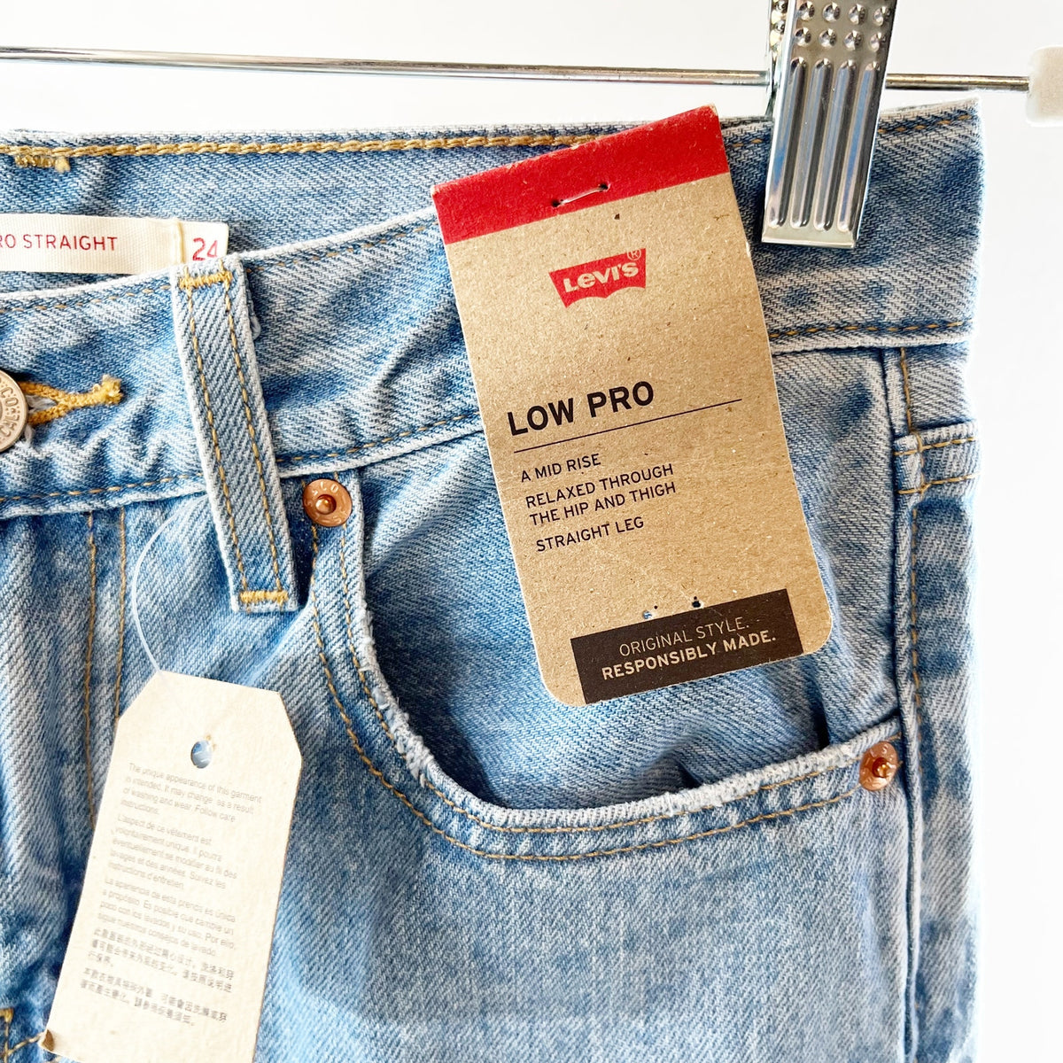 Levi's Low Pro Straight Leg Ripped Knees Released Raw Hem Jeans Blue 24