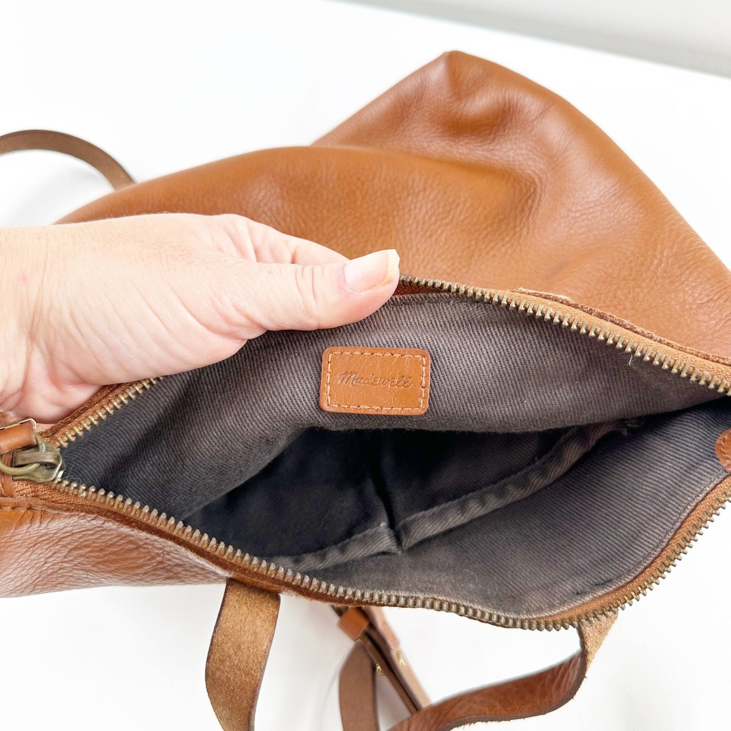 Madewell The Zip-Top Transport Leather Crossbody Bag Brown In English Saddle