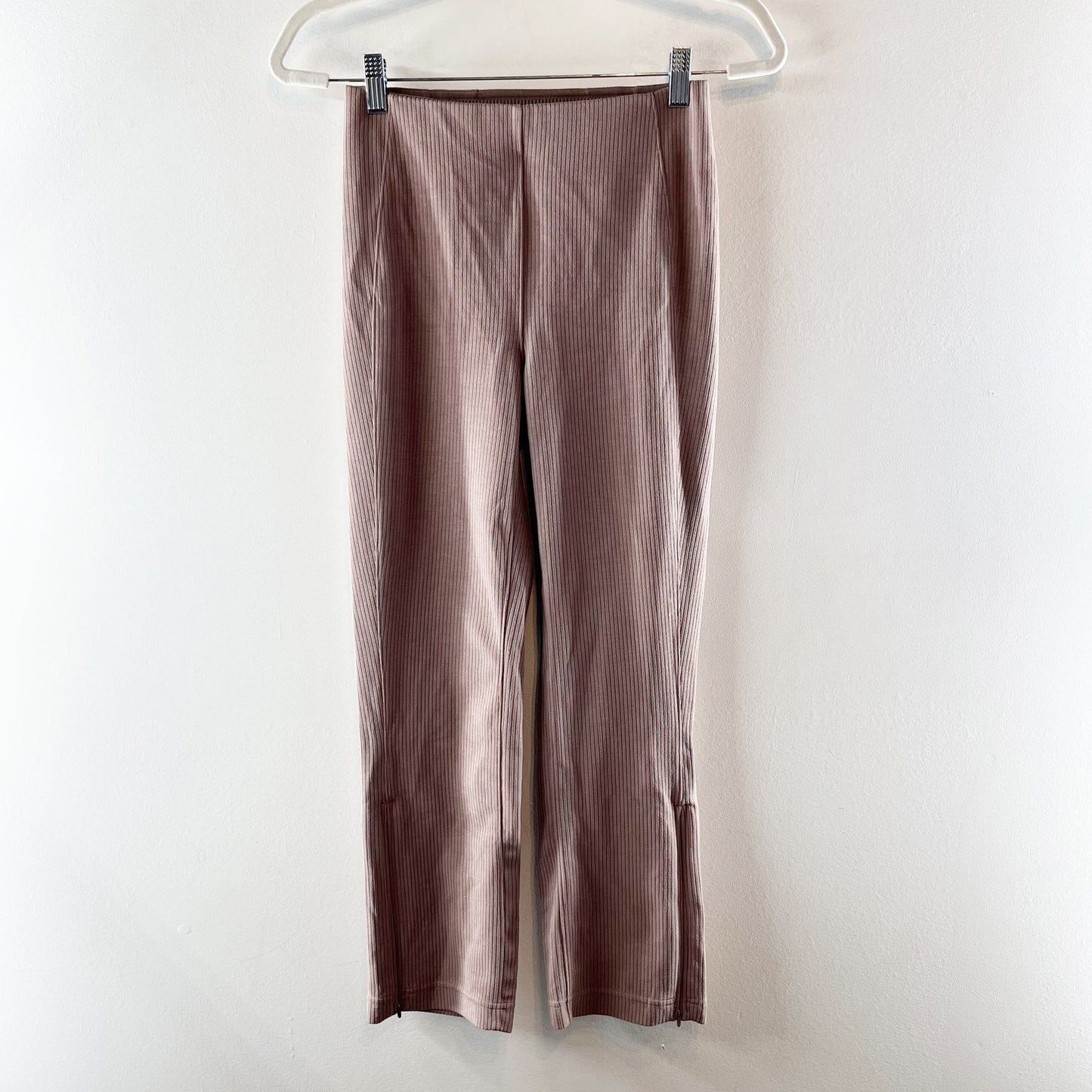 Lululemon Ribbed Softstreme Zip-Leg High-Rise Cropped Pants 25" Taupetastic 4