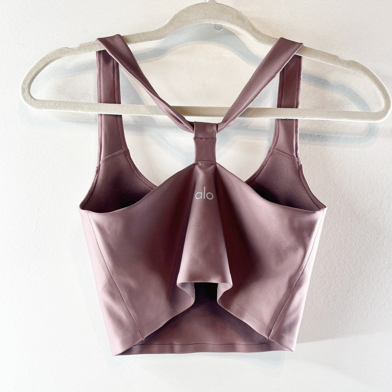 Alo Airlift Sleek Bra Tank Mushroom Purple Small